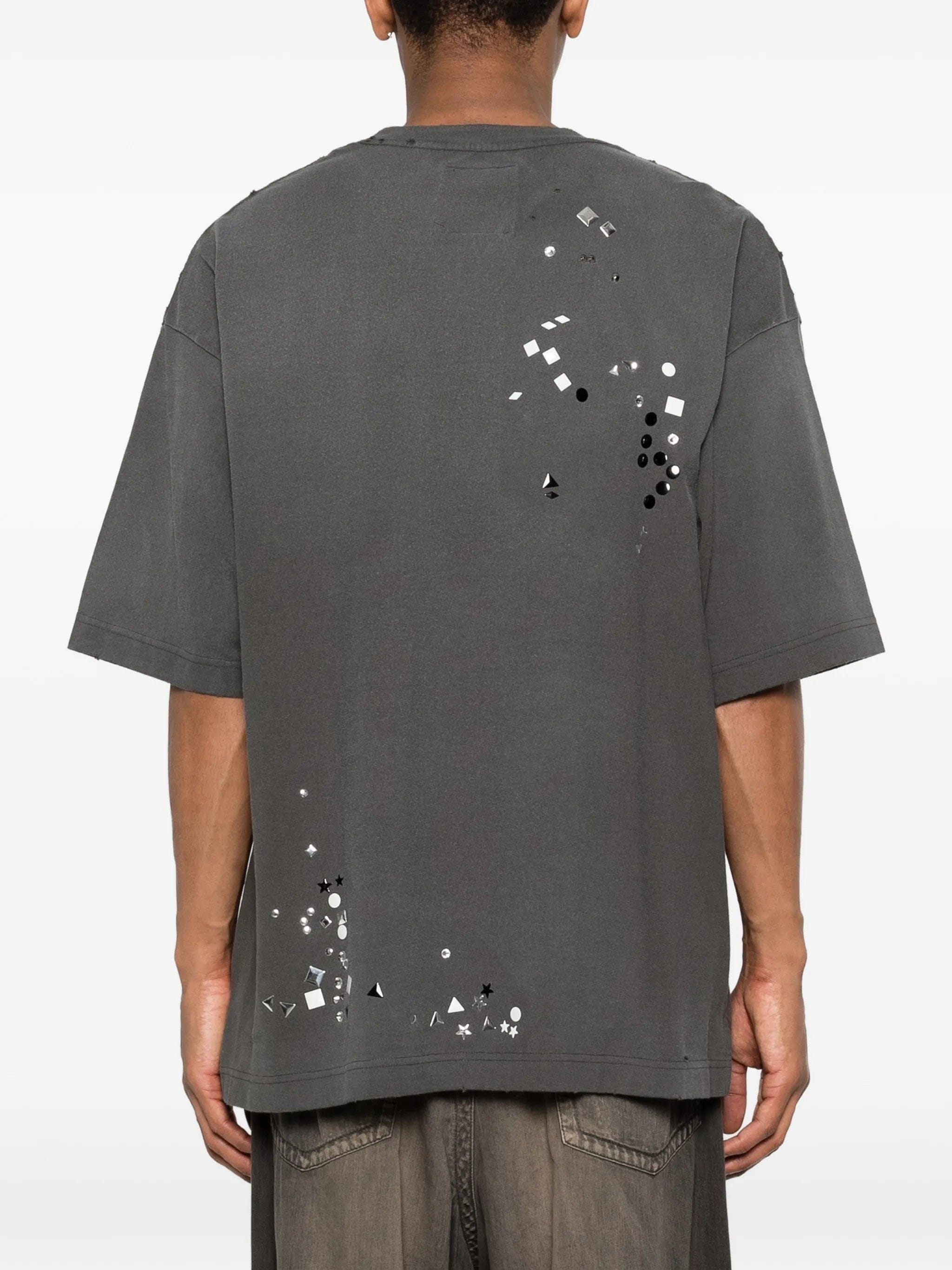 Maison Mihara Yasuhiro sticker - embellished T - shirt