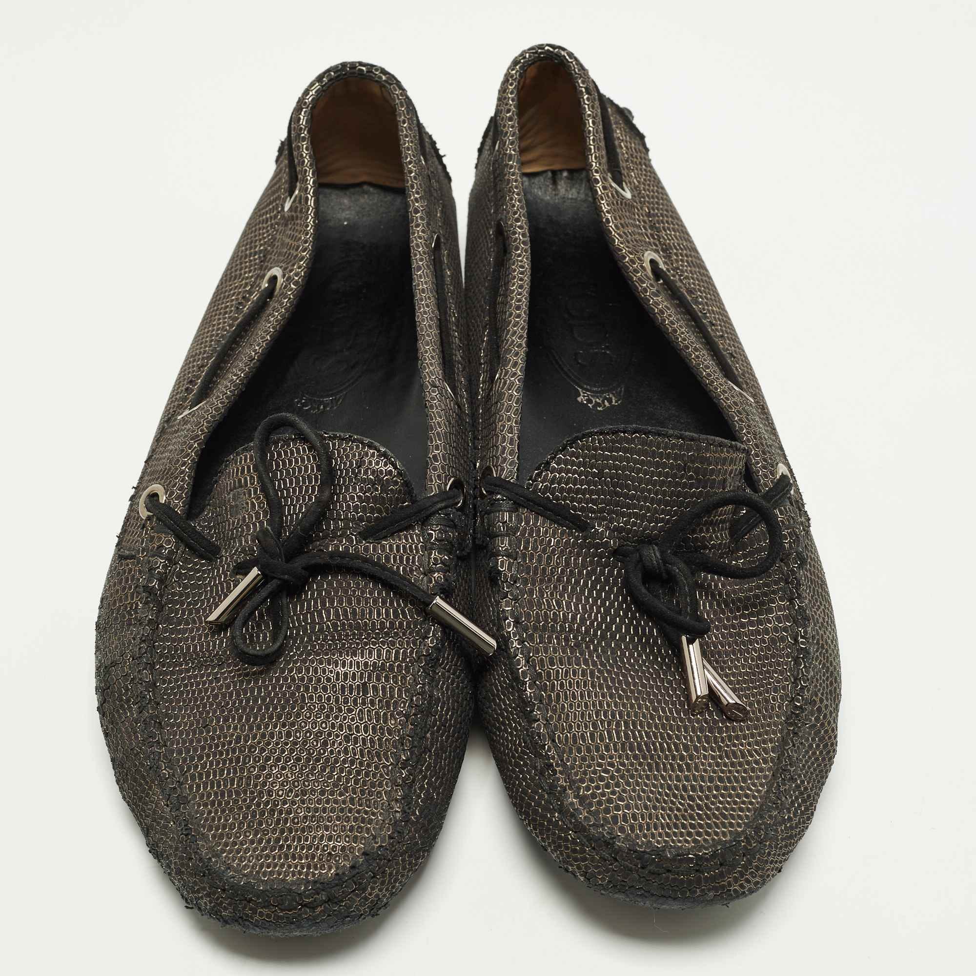Tod's Size 41 Two Tone Nubuck Leather Bow Loafers