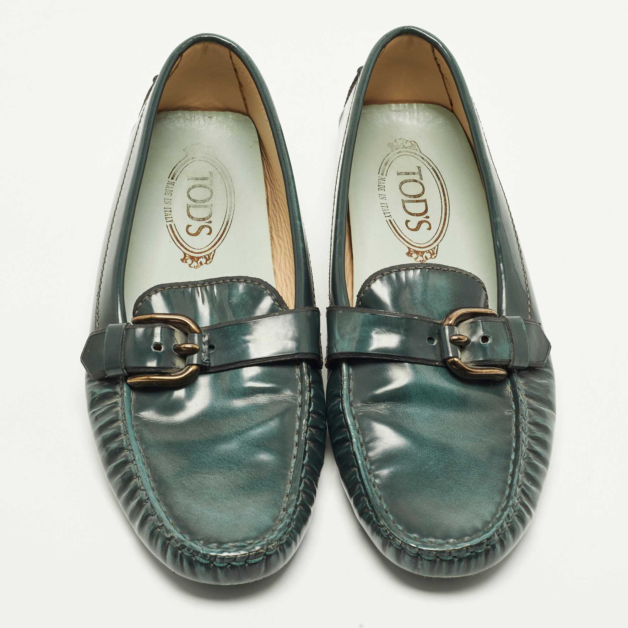 Tod's Size 37 Green Patent Leather Driver Buckle Detail Loafers