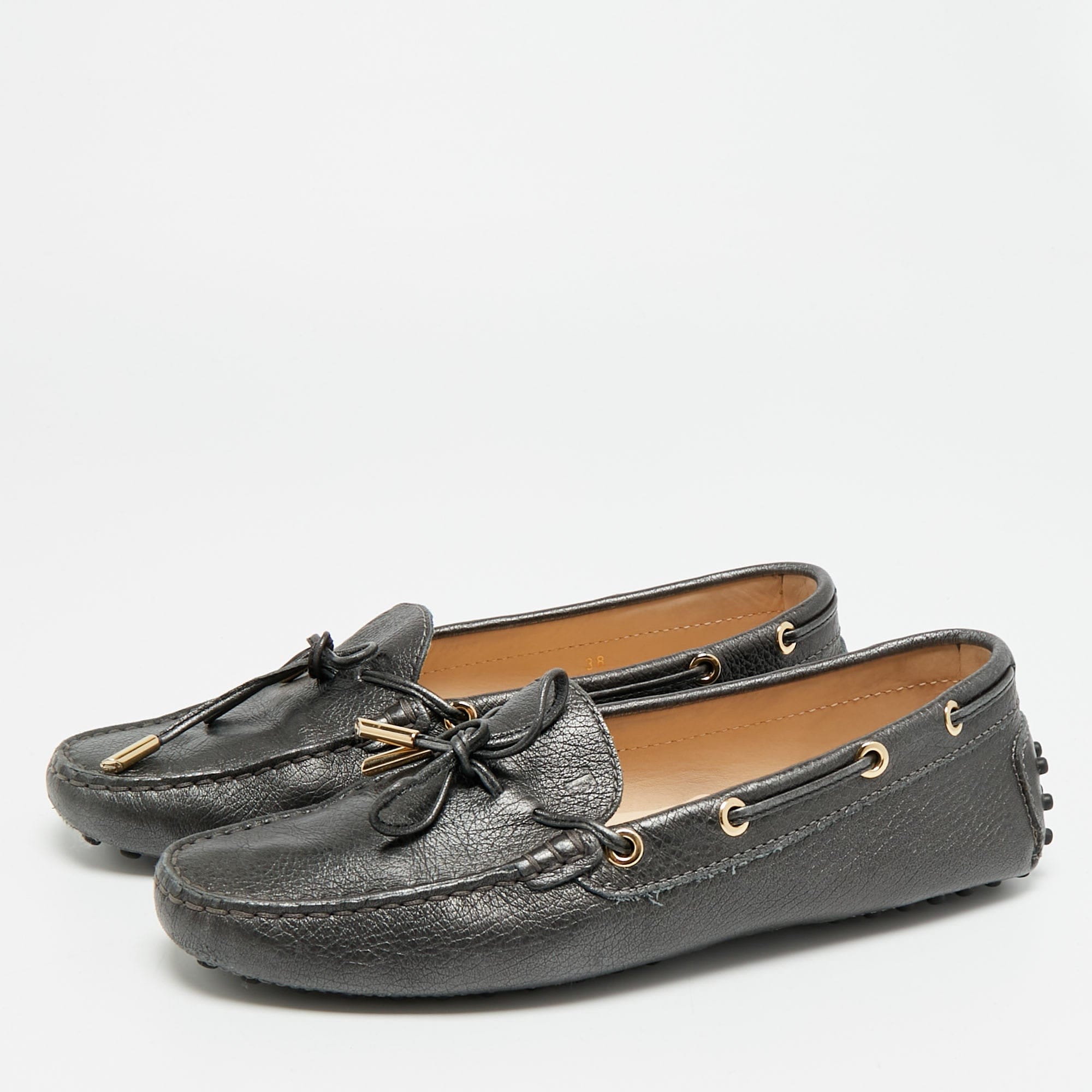 Tod's Size 38 Black Leather Bow Slip On Loafers