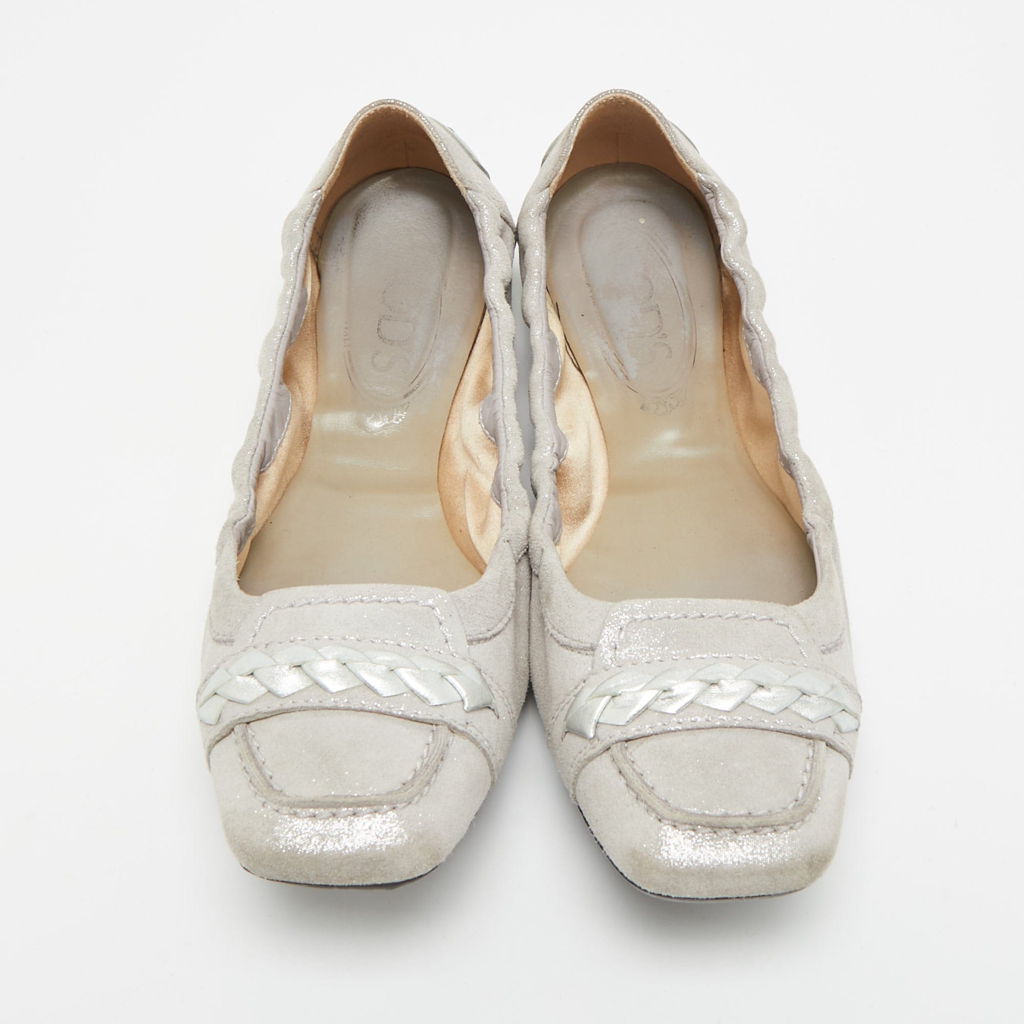 Tod's Size 37 Silver Leather And Shimmer Suede Braided Scrunch Ballet Flats
