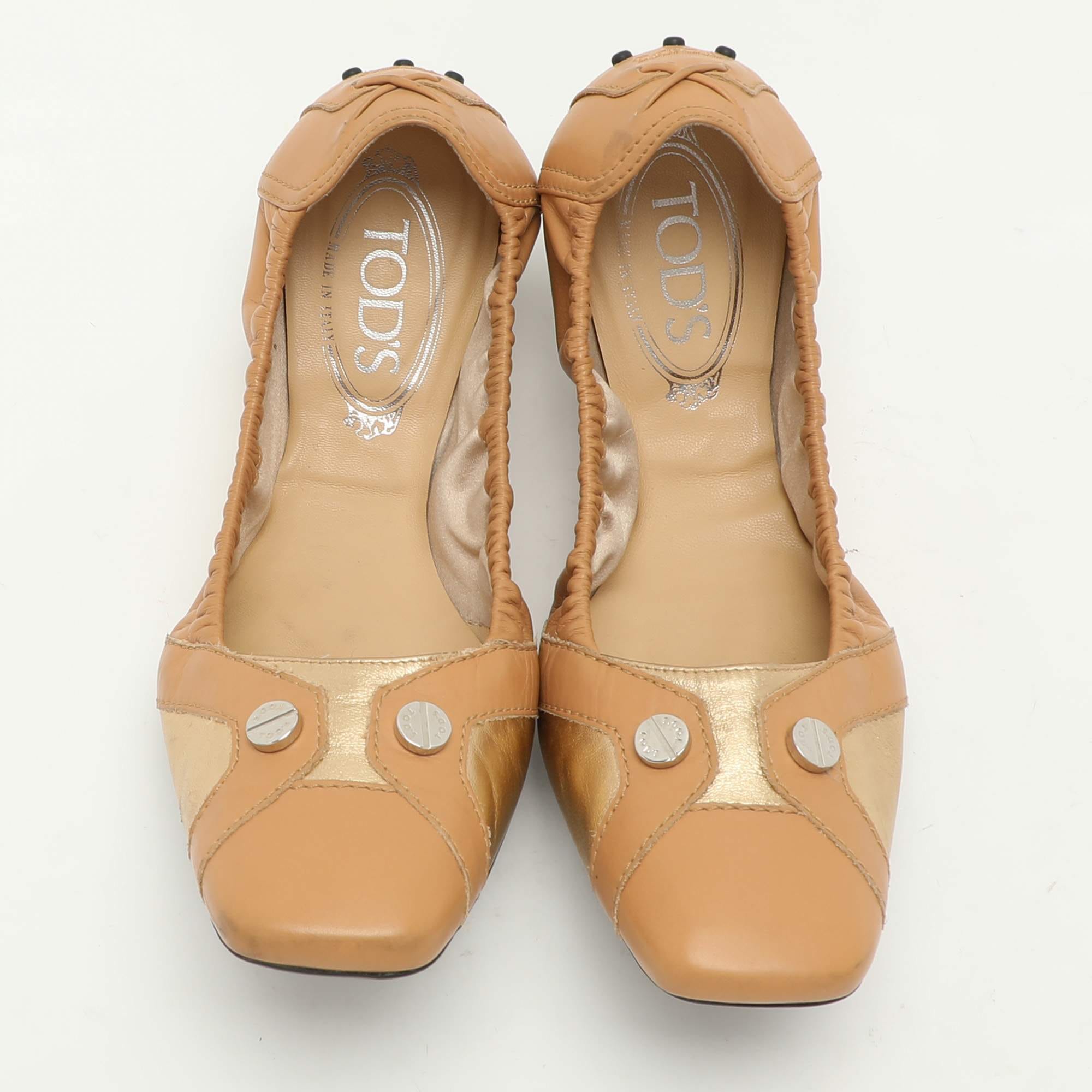 Tod's Brown/gold Leather Embellished Scrunch Ballet Flats