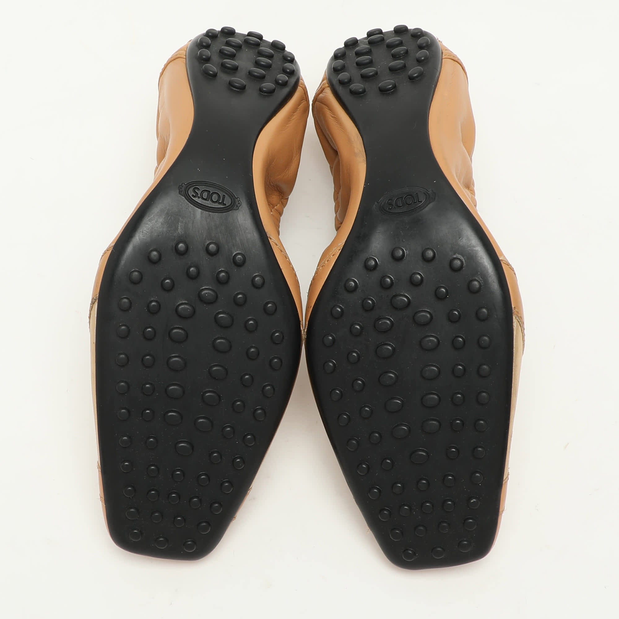 Tod's Brown/gold Leather Embellished Scrunch Ballet Flats