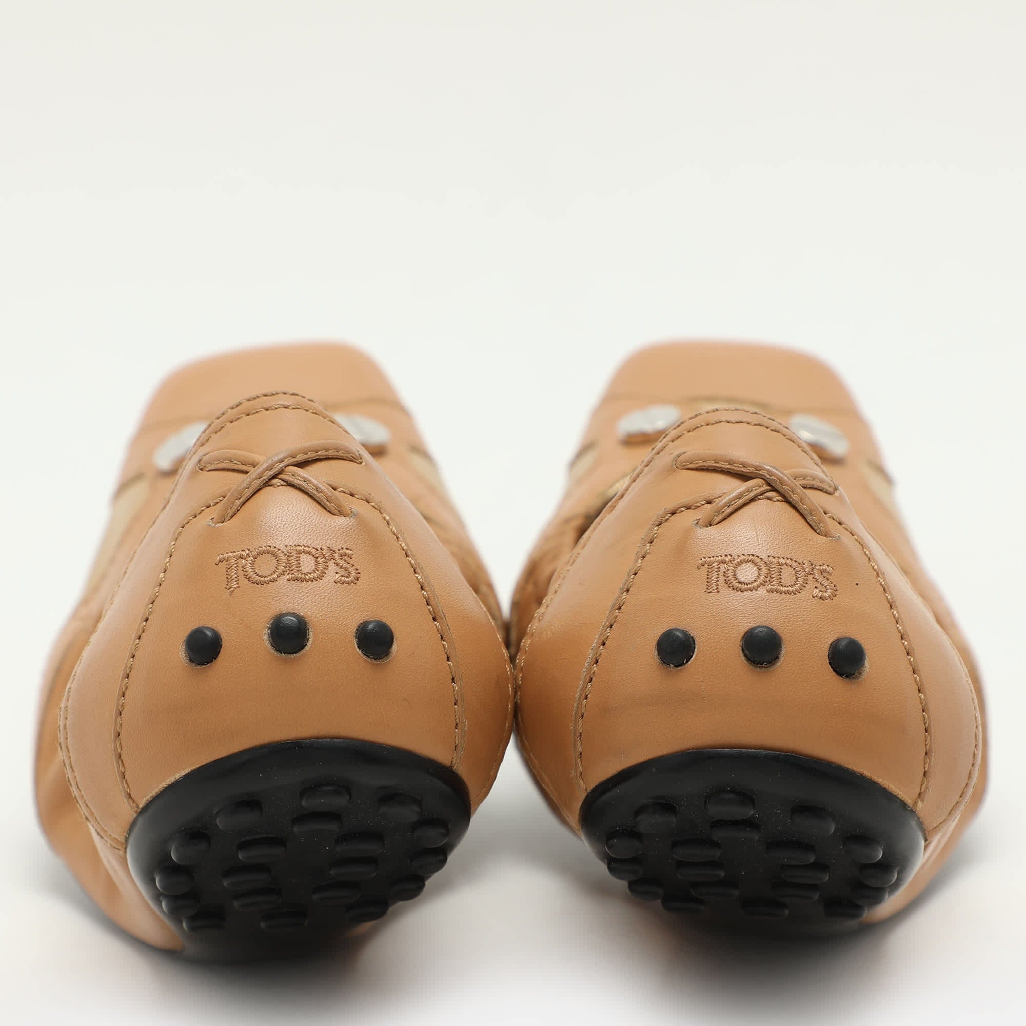 Tod's Brown/gold Leather Embellished Scrunch Ballet Flats
