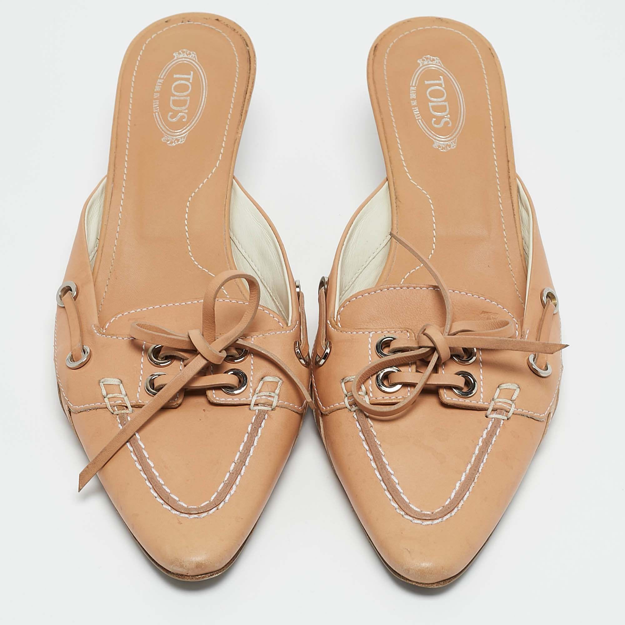 Tod's Beige Leather Shirley Mules