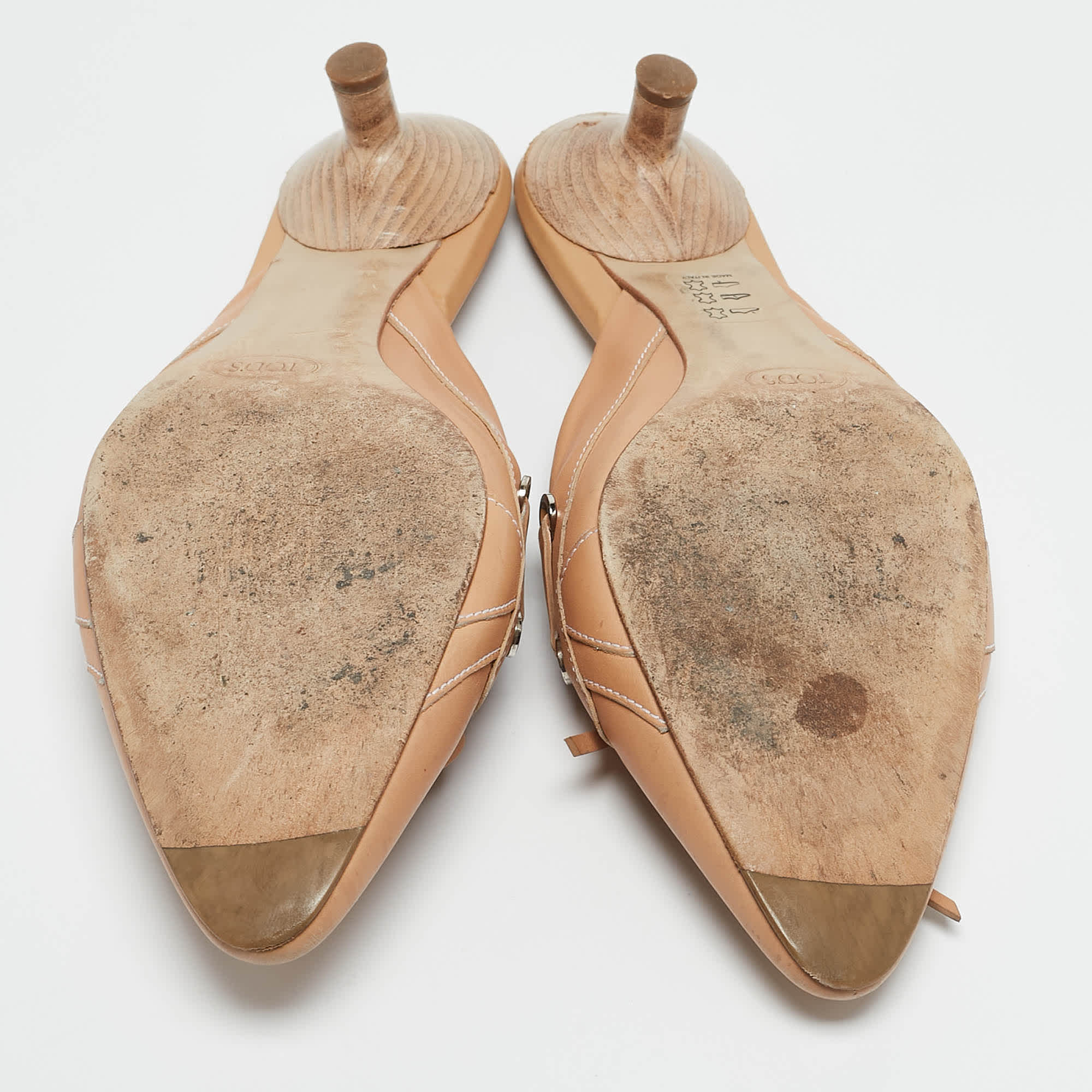 Tod's Beige Leather Shirley Mules