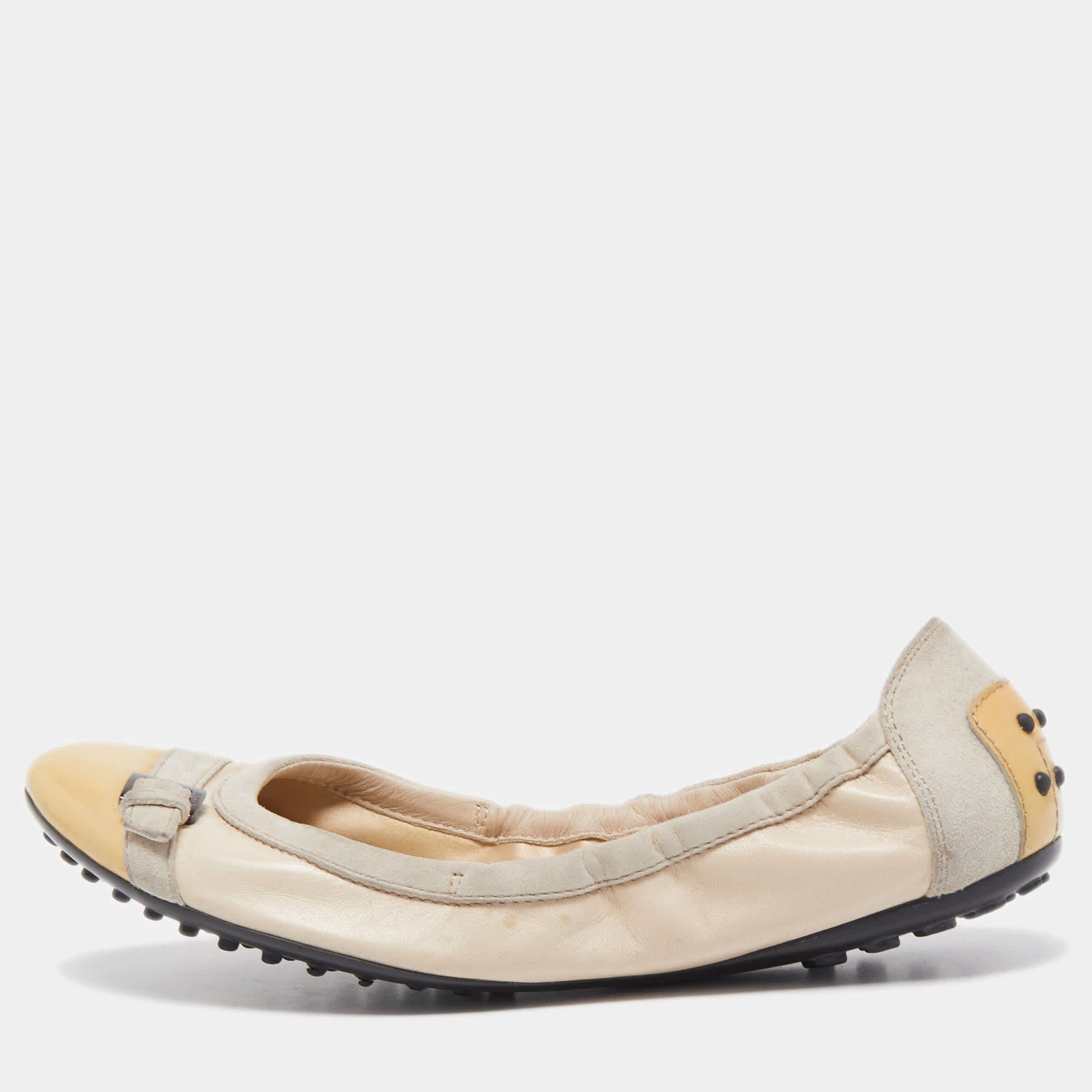 Tod's Beige/yellow Patent Leather And Suede Cap Toe Scrunch Ballet Flats