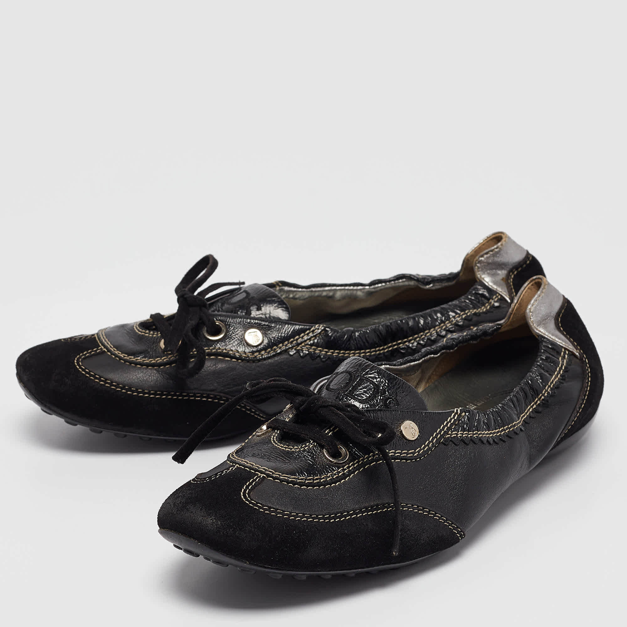 Tod's Black Leather And Suede Ballet Flats