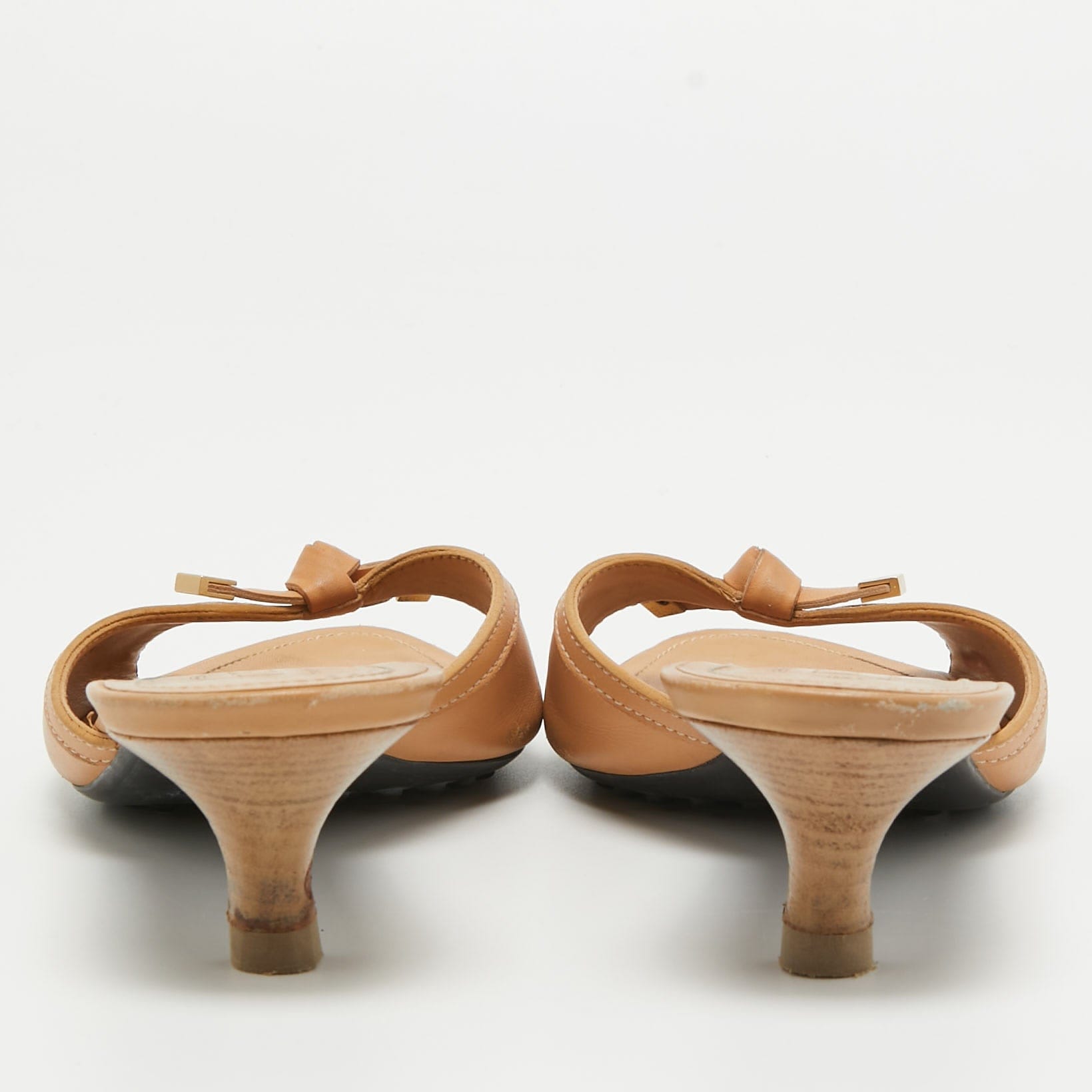 Tod's Beige Leather Bow Slide Sandals