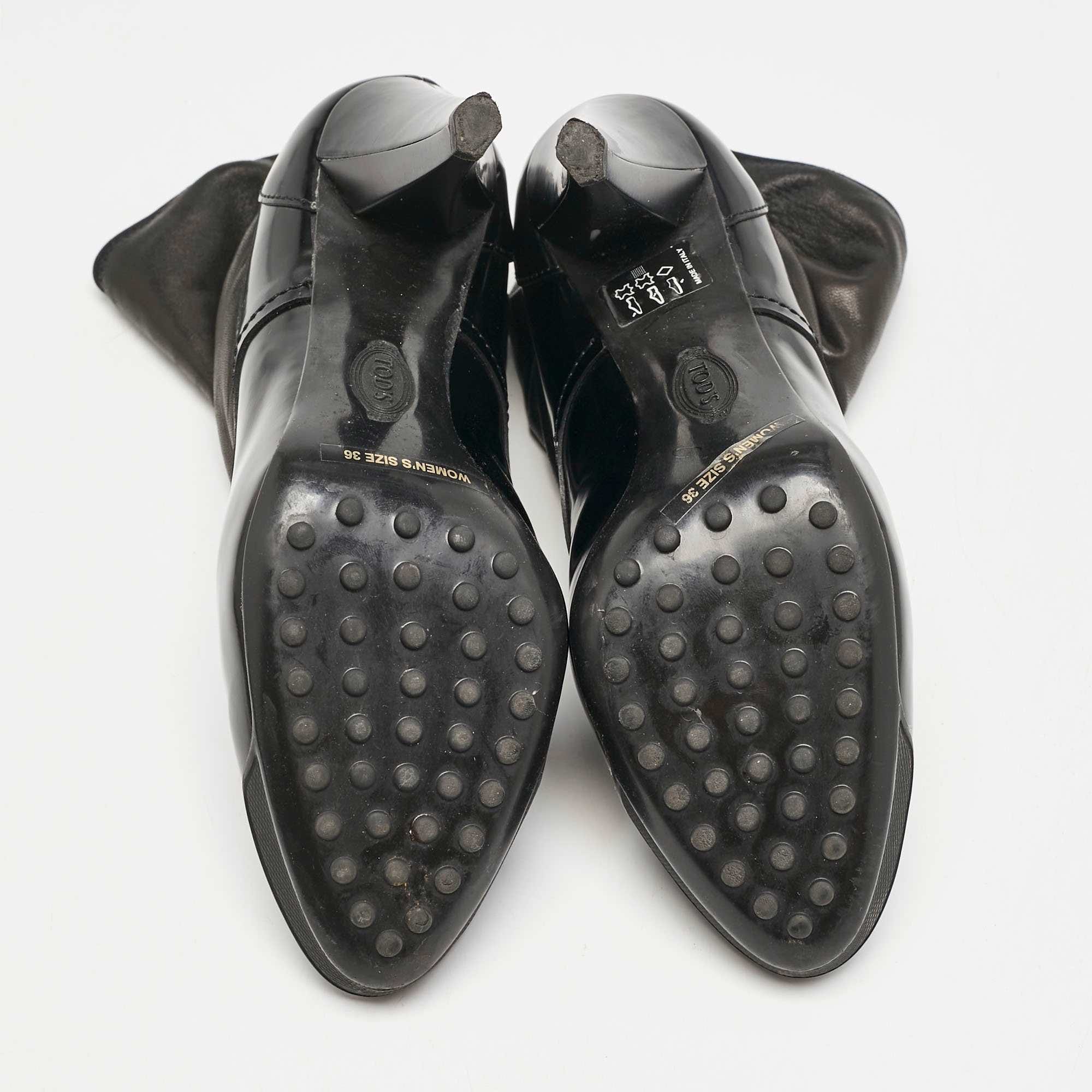 Tod's Black Leather Ankle Length Boots