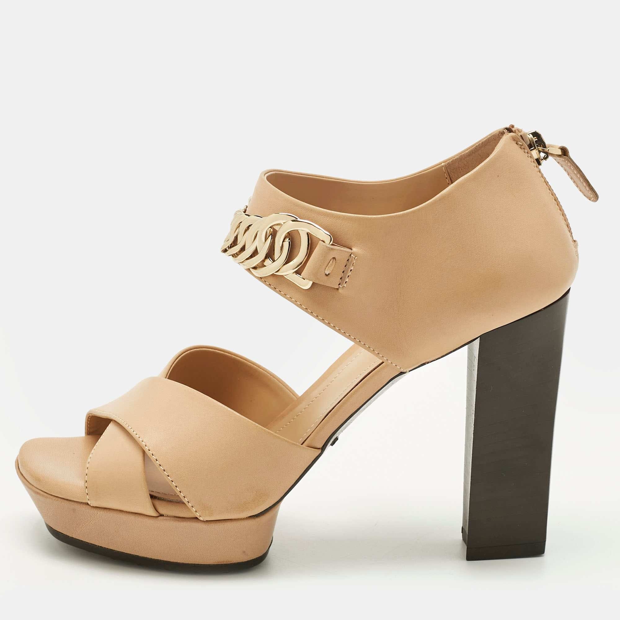 Tod's Beige Leather Chainlink Sandals