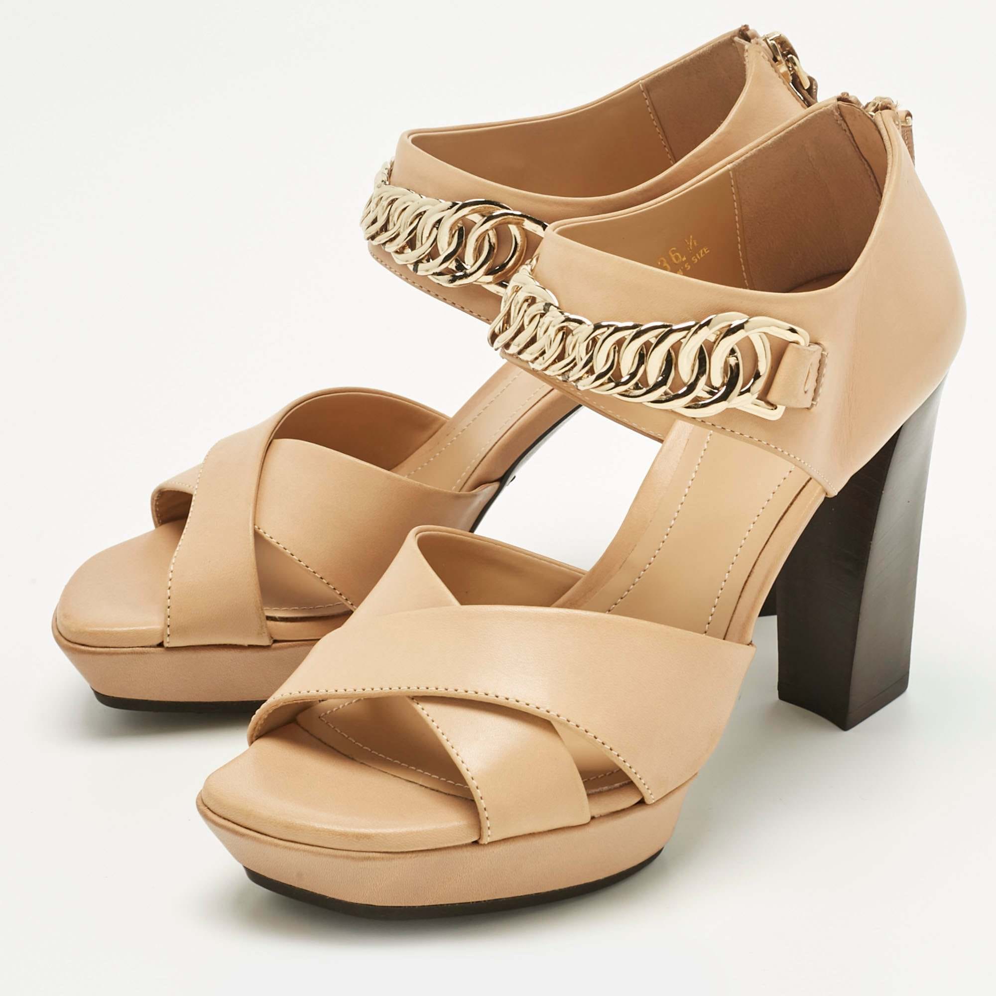 Tod's Beige Leather Chainlink Sandals