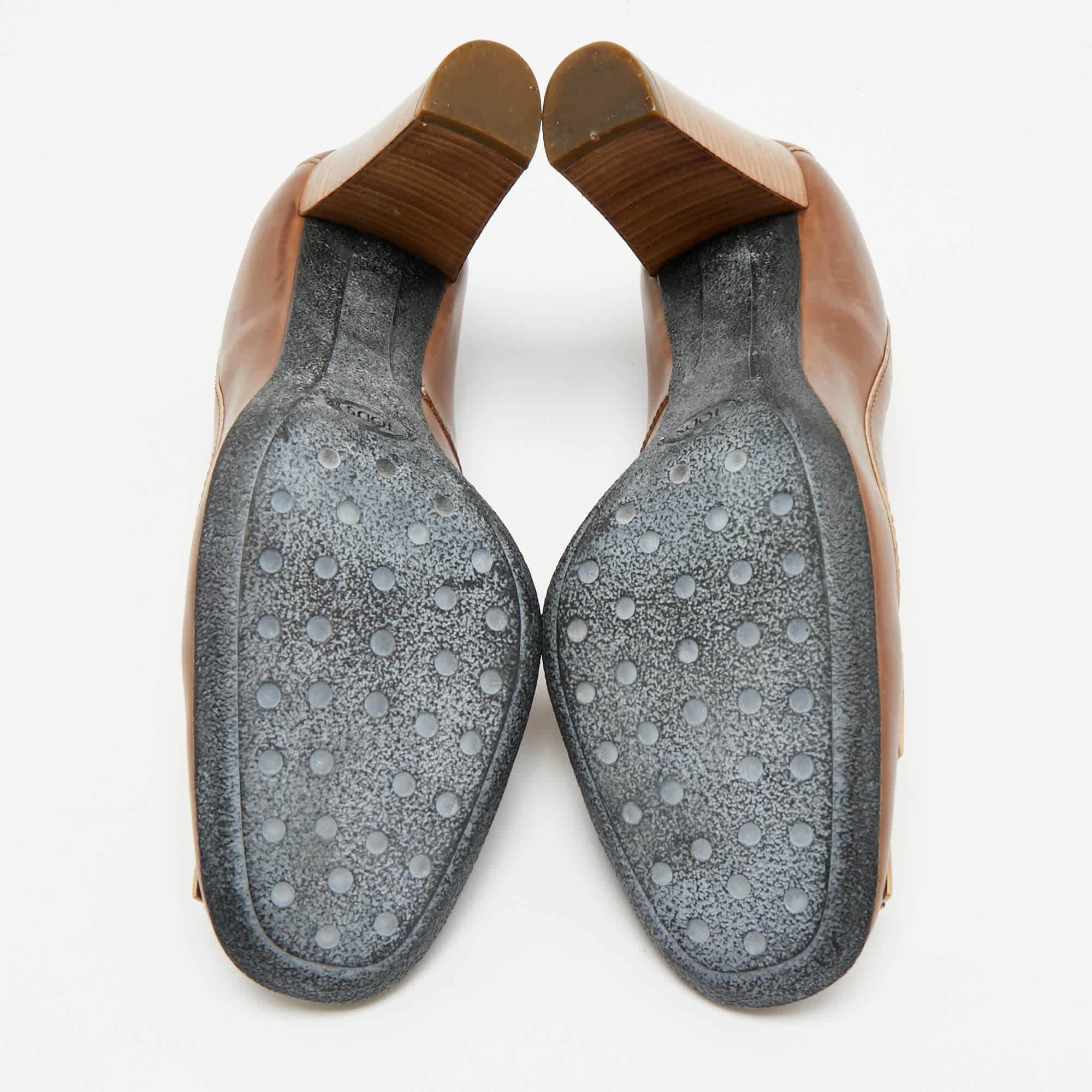 Tod's Tassel Detail