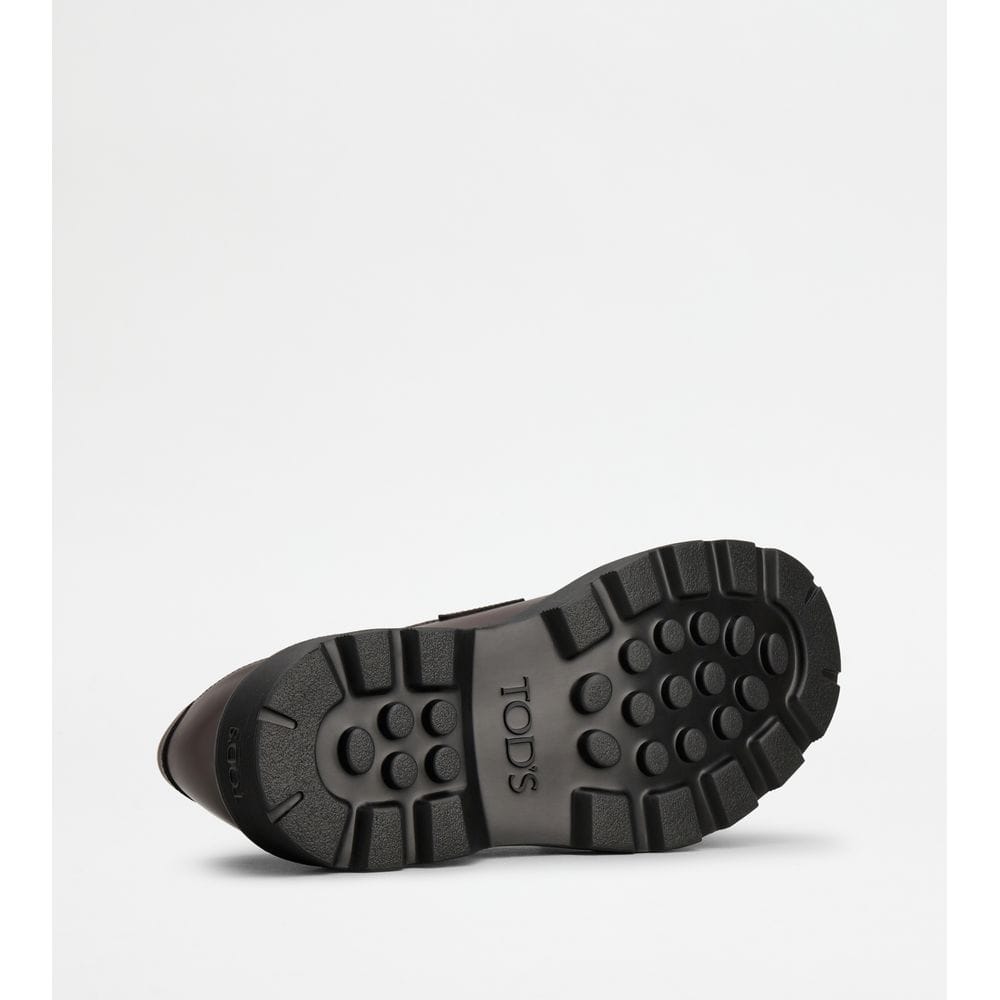 Tod's Tods Loafers In Leather Burgundy Mens
