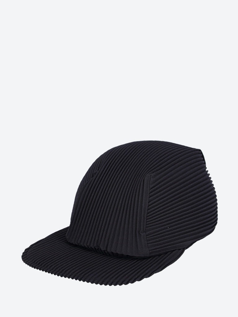 Issey Miyake Pleats cap