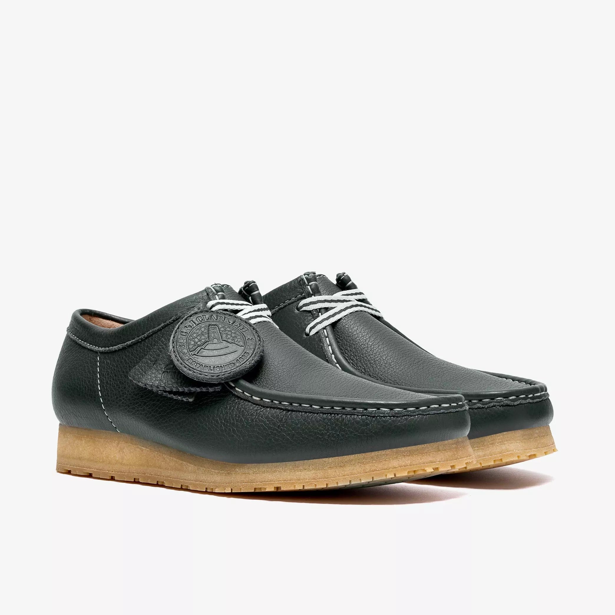 Clarks Wallabee RB Mens Shoes Color: Dark Green Leather Style: 26185656