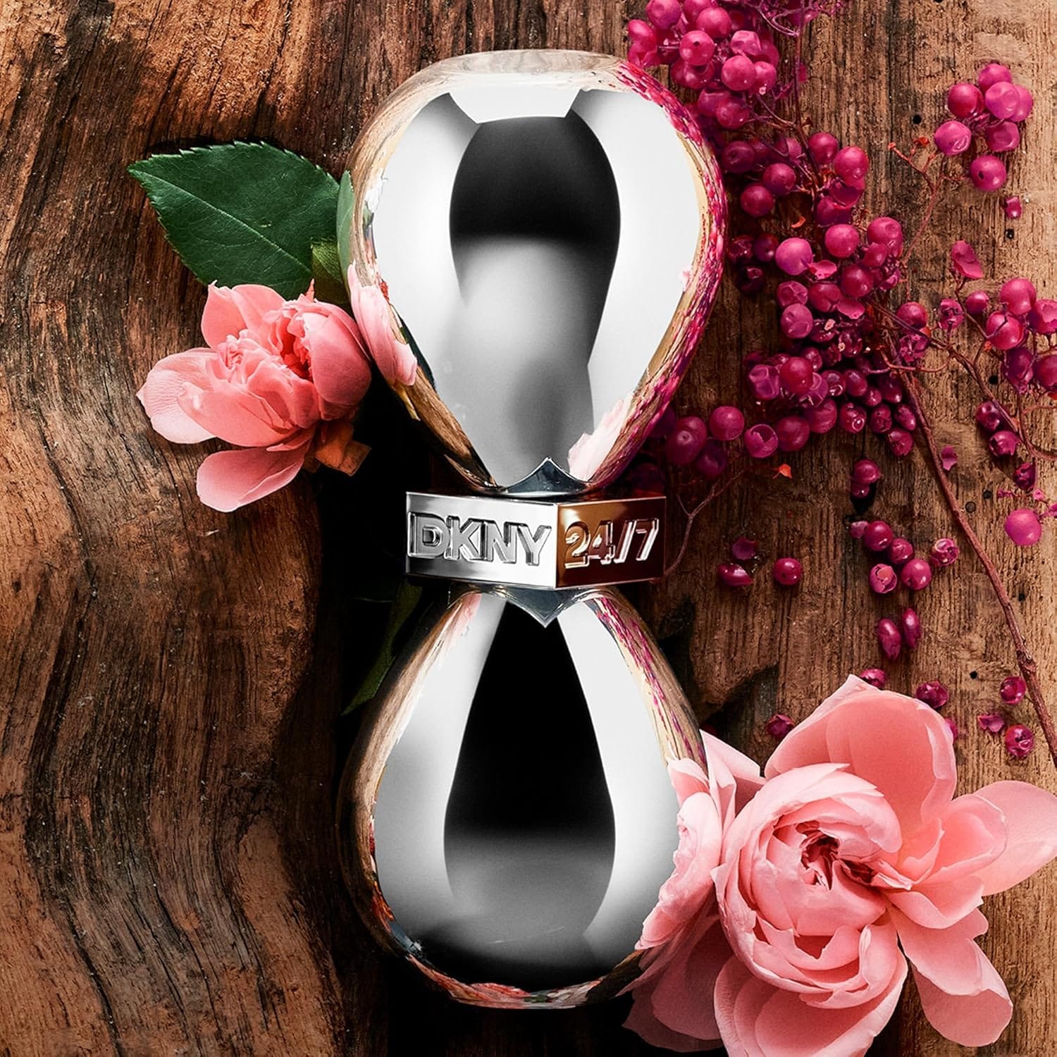 Donna Karan DKNY 24/7 Gift Set for Women Eau de Parfum 100 ml + Mini EDP 15 ml + Body Lotion 100 ml