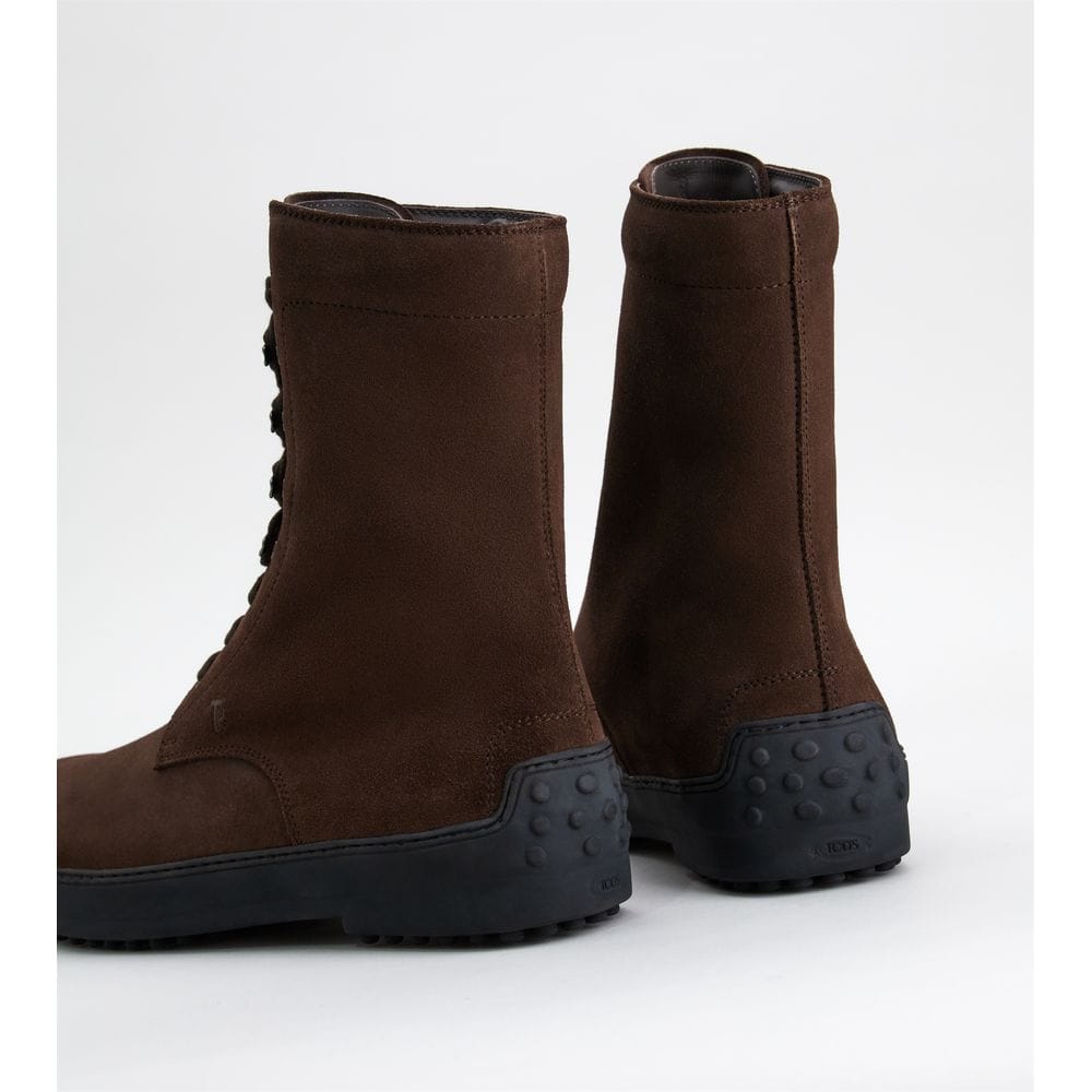 Tod's Tods Winter Gommino Ankle Boots In Suede Brown Mens