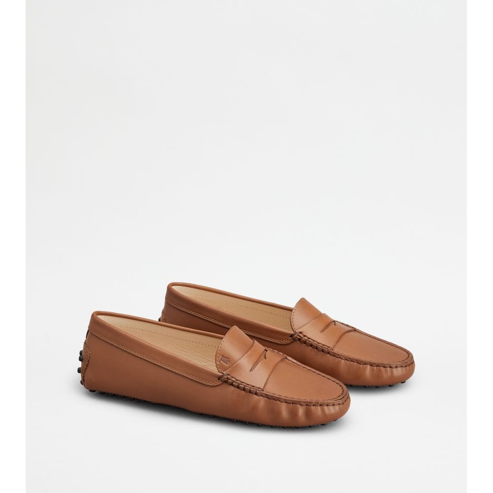 Tod's Tods Gommino Loafers In Leather Brown Womens