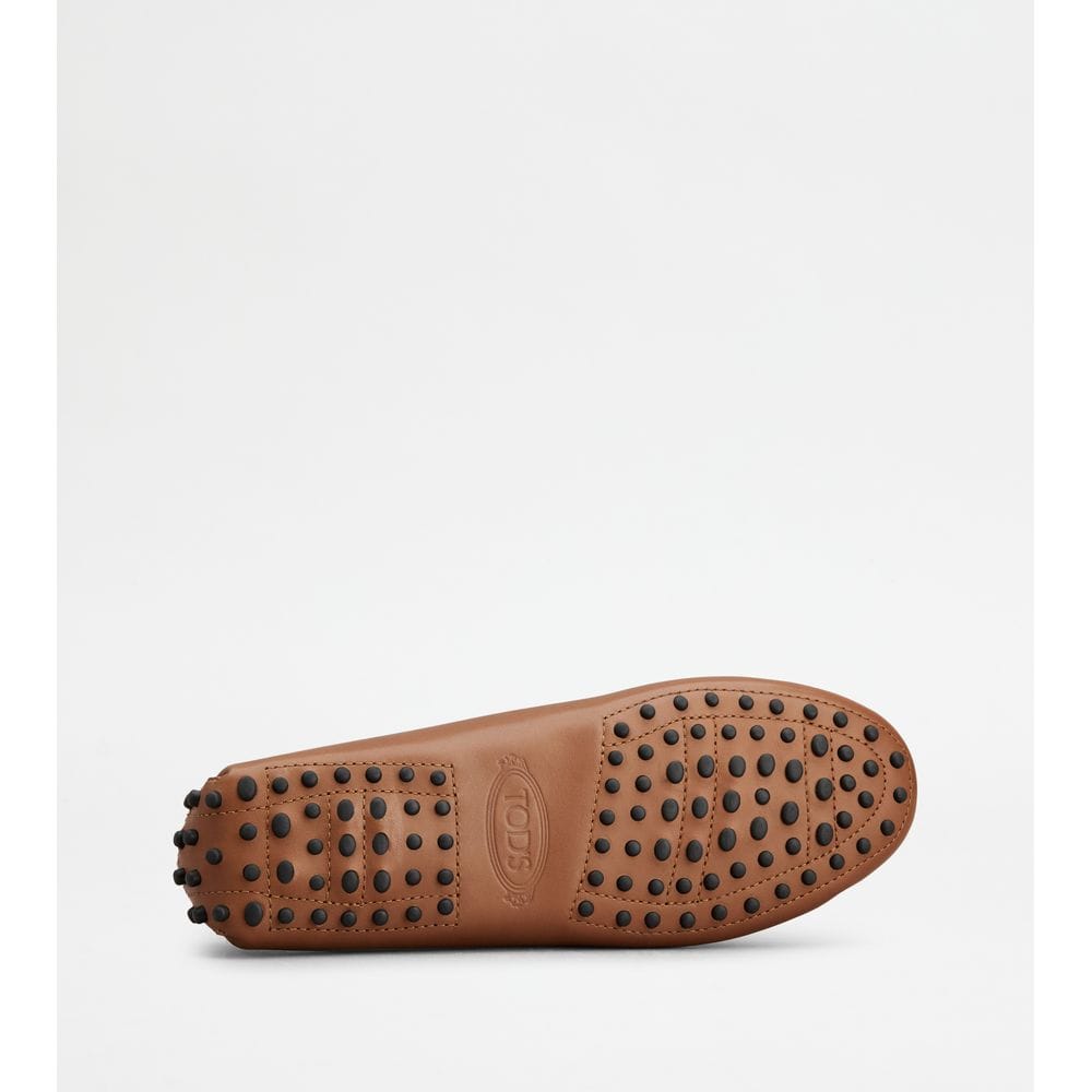 Tod's Tods Gommino Loafers In Leather Brown Womens
