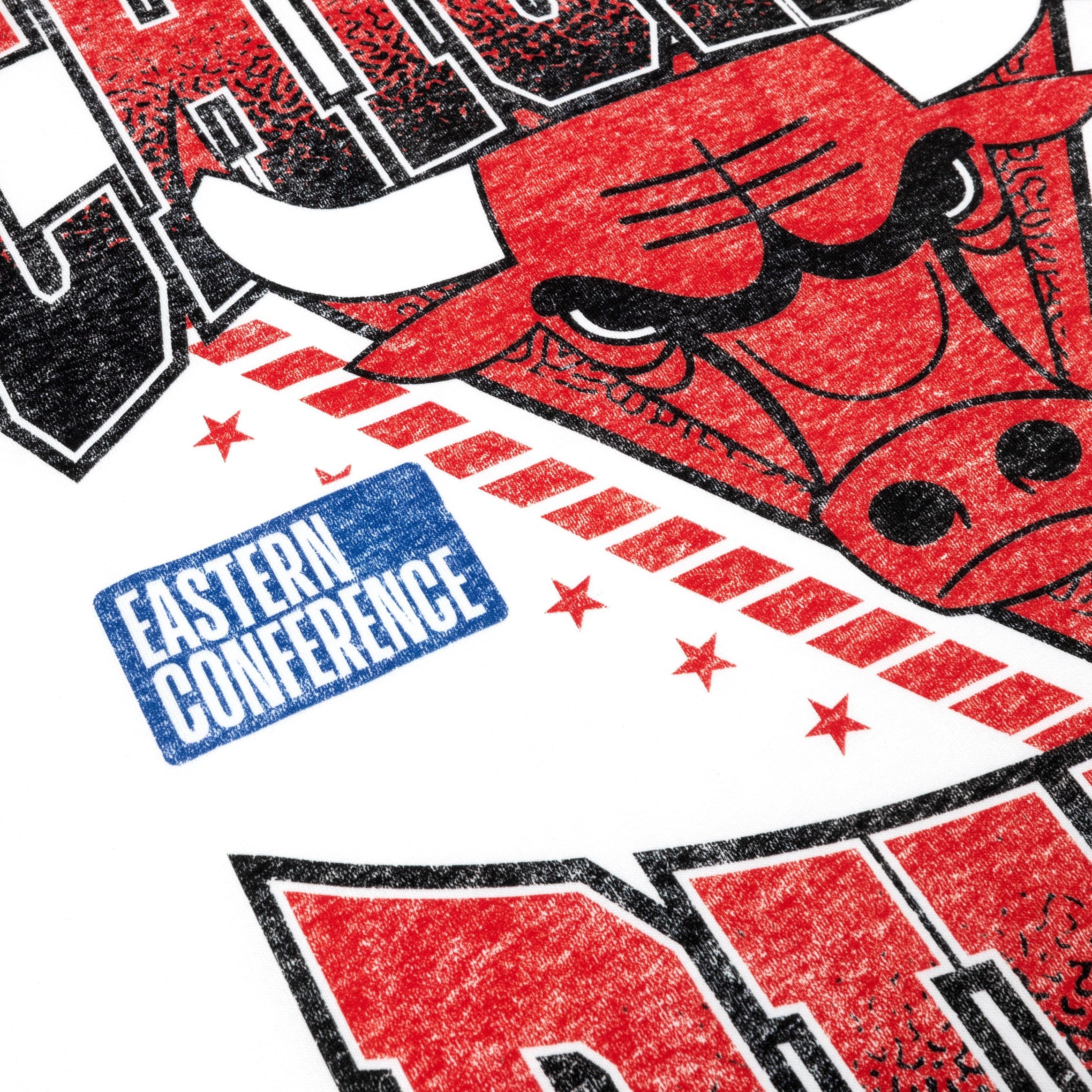 NEW ERA Chicago Bulls Mens Short Sleeve Shirt (White/Red)