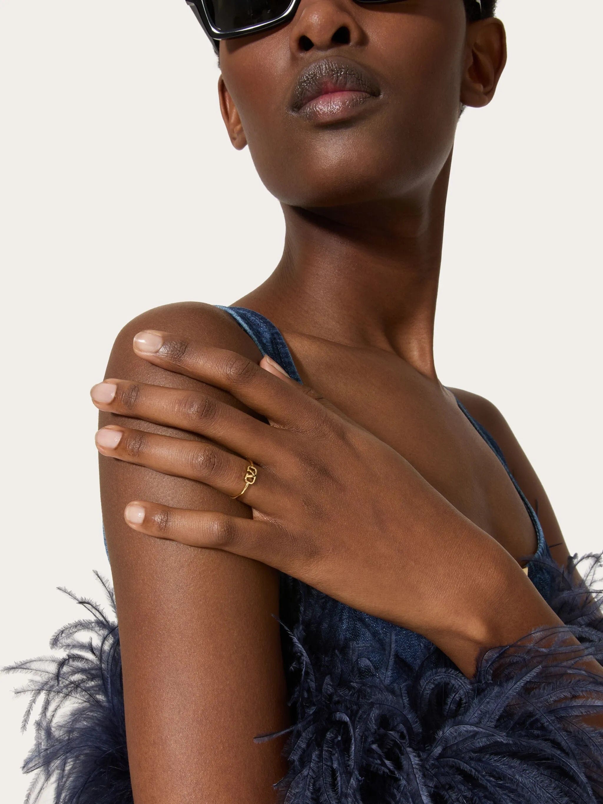 Valentino Garavani Vlogo Signature ring