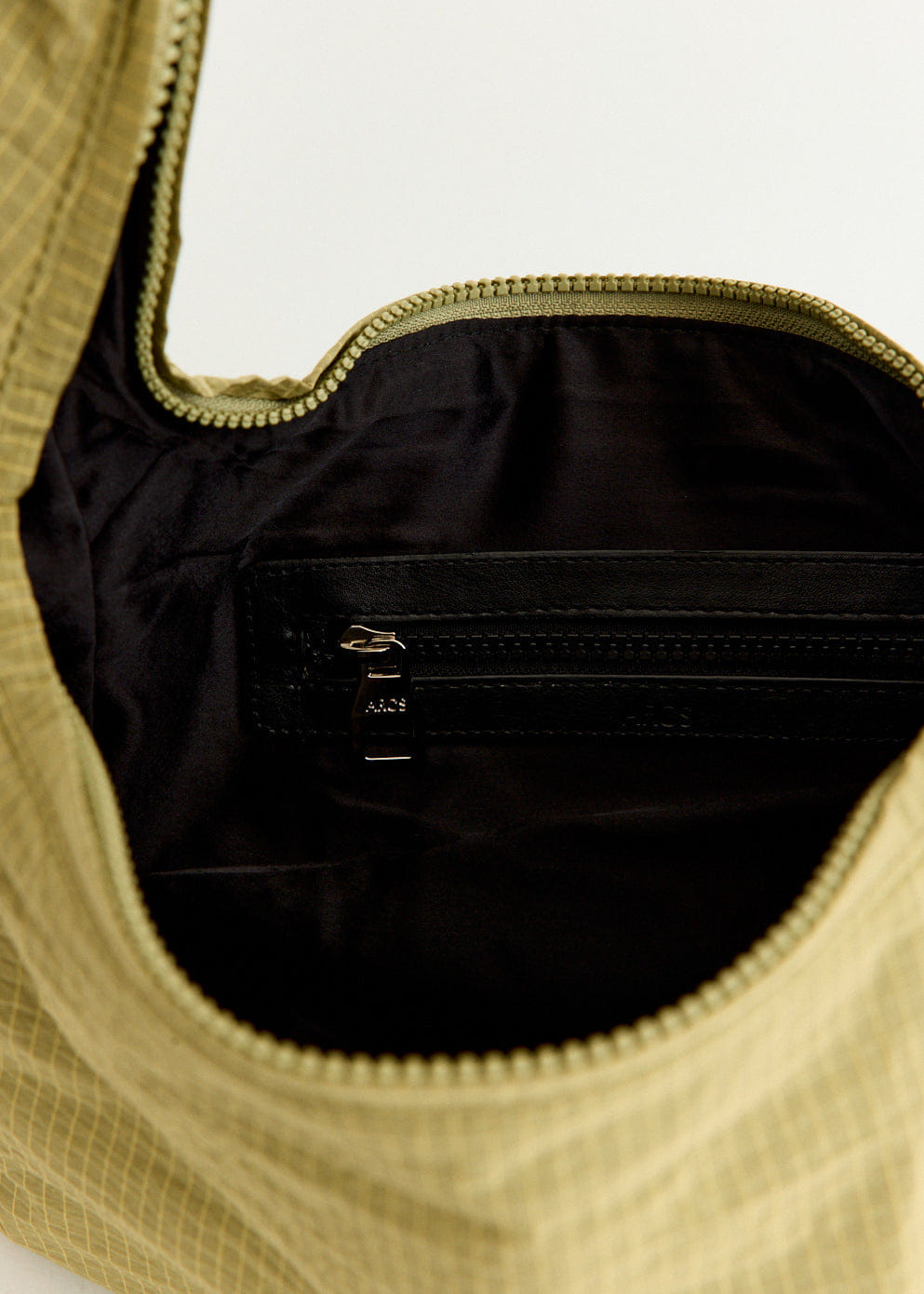 ARCS Little Hey Sling Bag