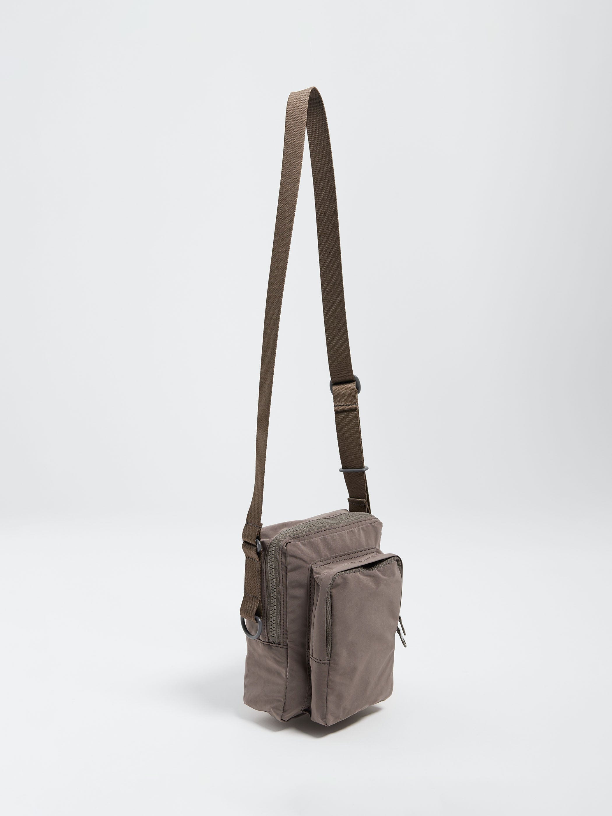Amiacalva Split Yarn Pochette