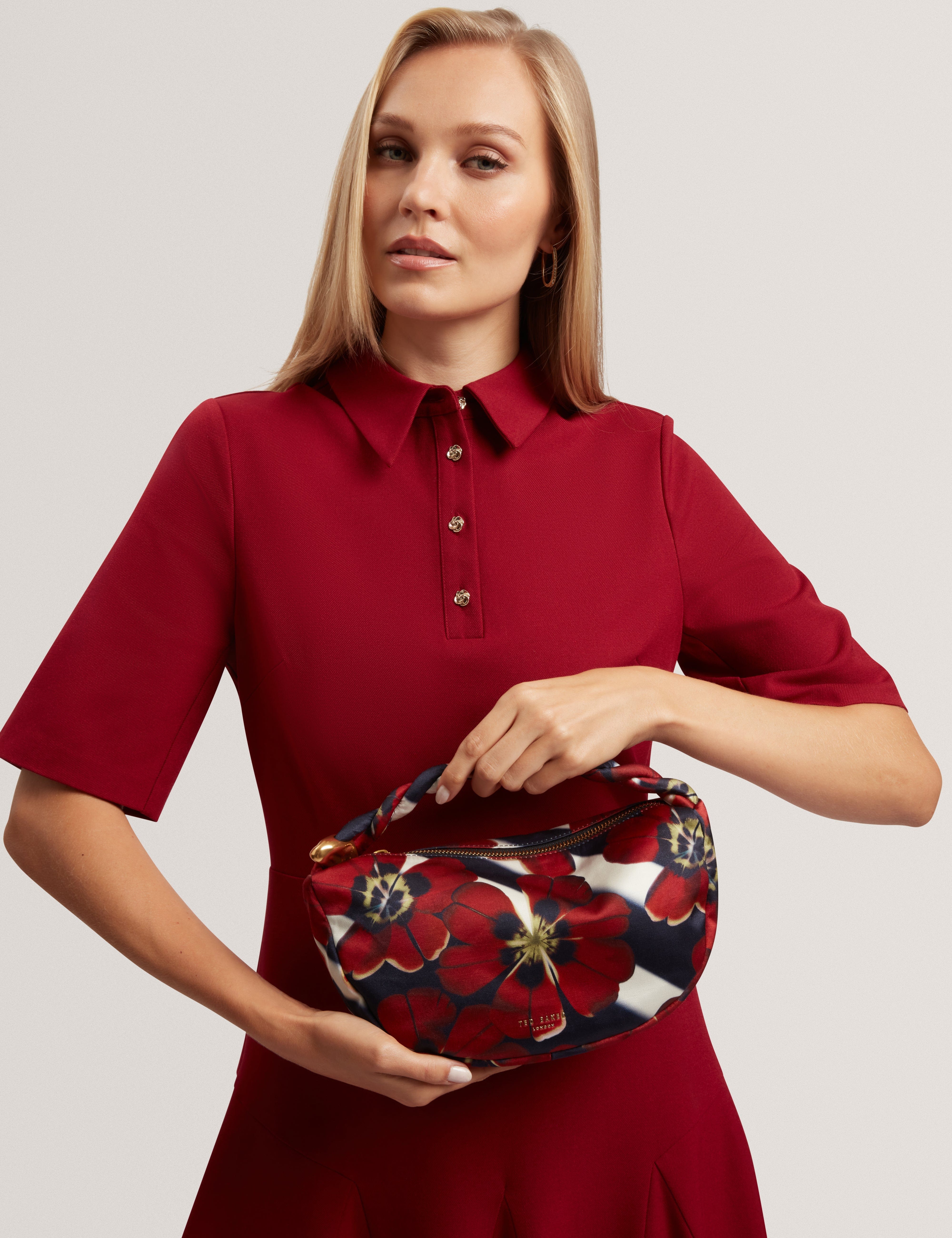 hobo Isli Satin Statement Hardware Printed Hobo Bag Red