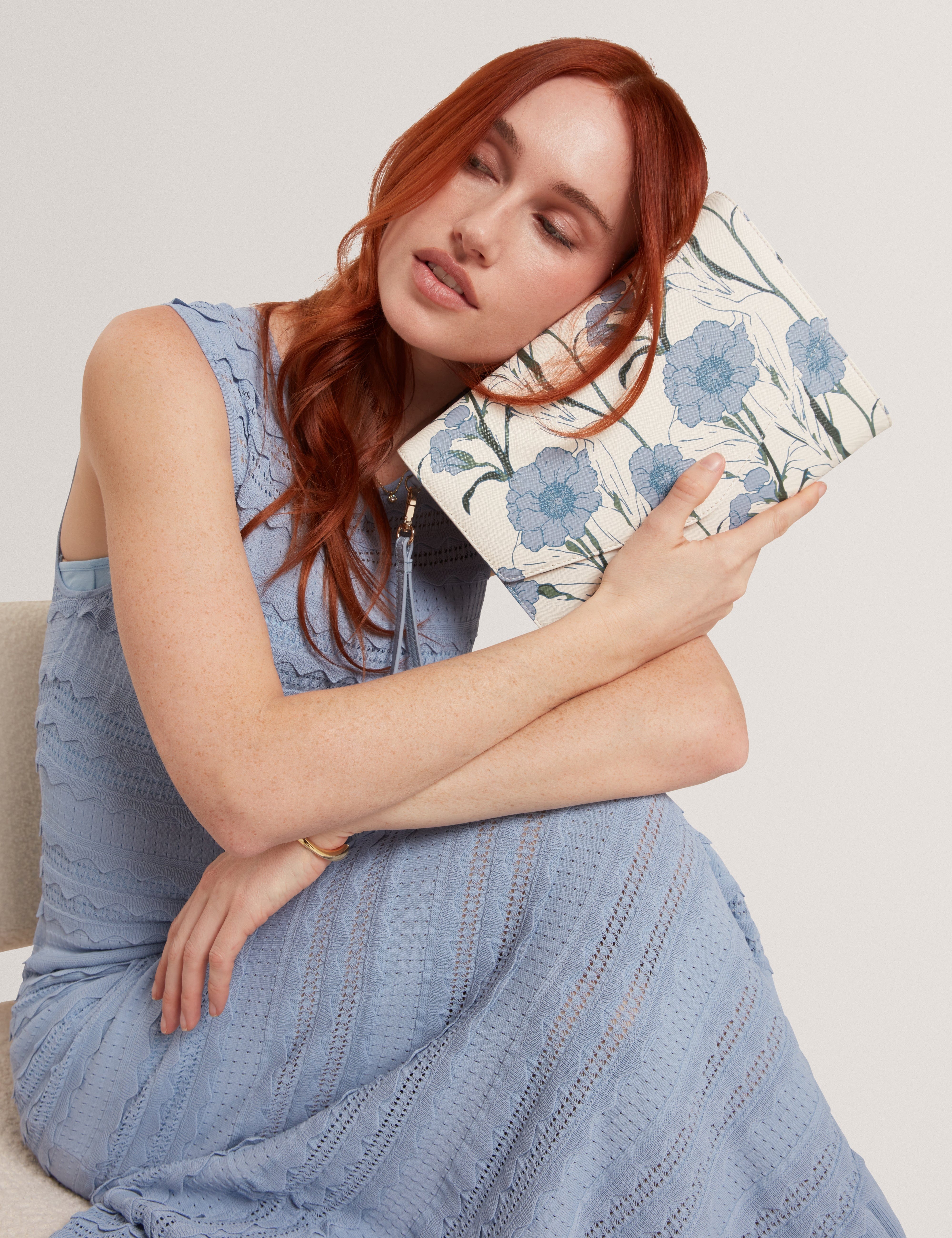 Blue Tomoso Floral Print Pouch Lt - Blue