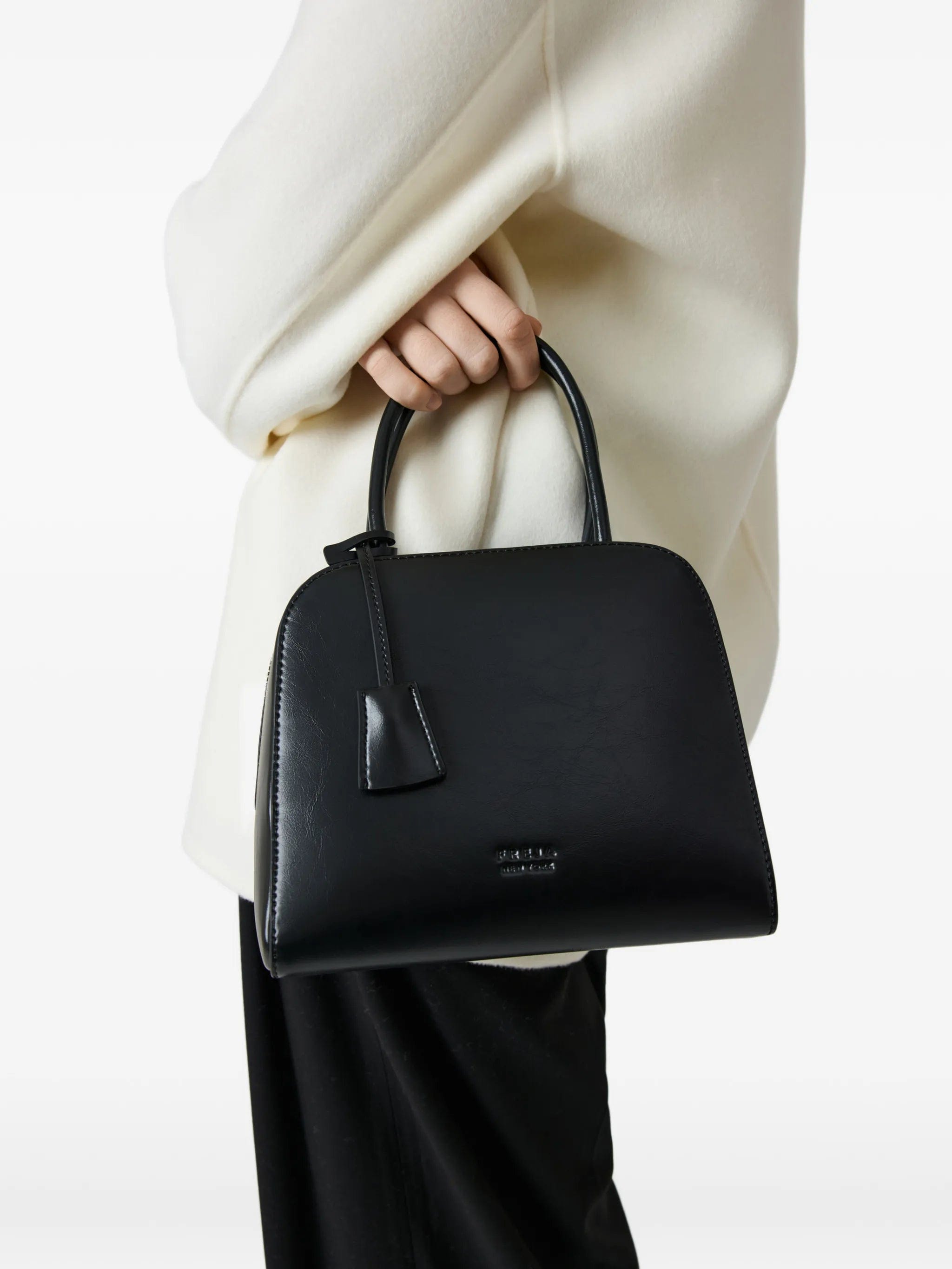 Freja NYC Miro top - handle bag