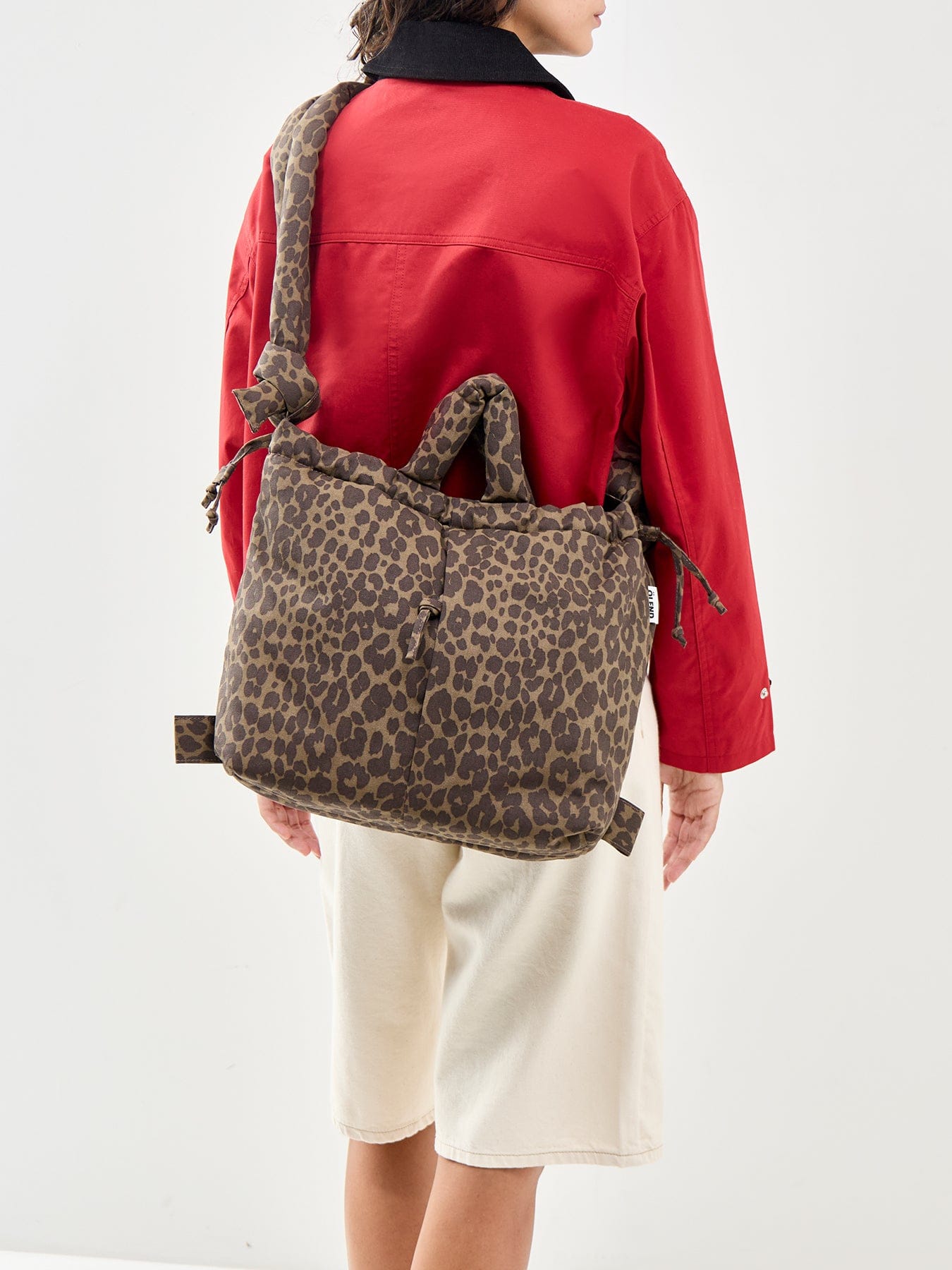 OLEND Ona Soft Bag Leopard