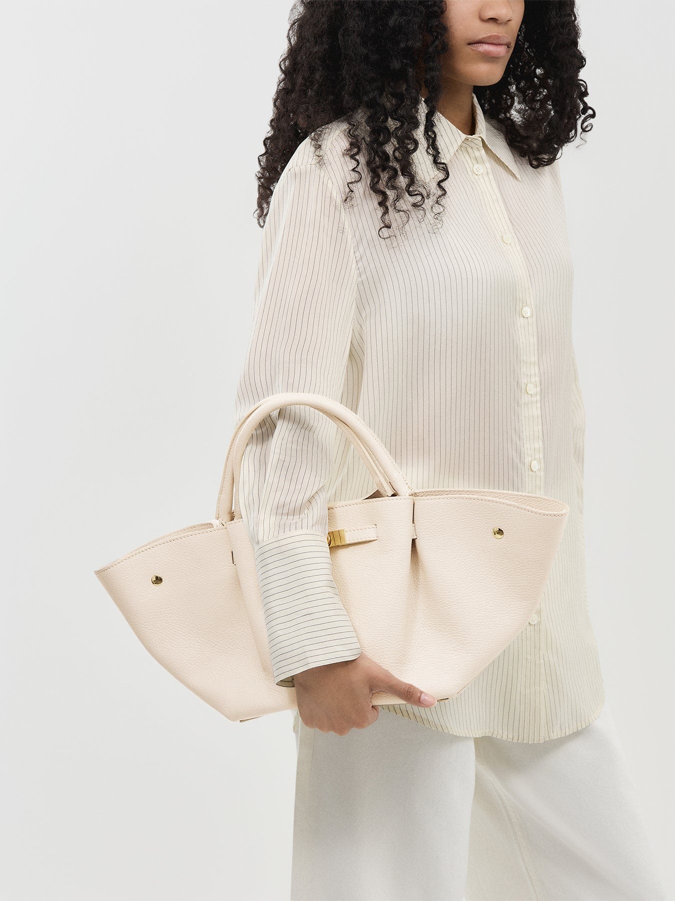 Marlon Feny Button Top Handle