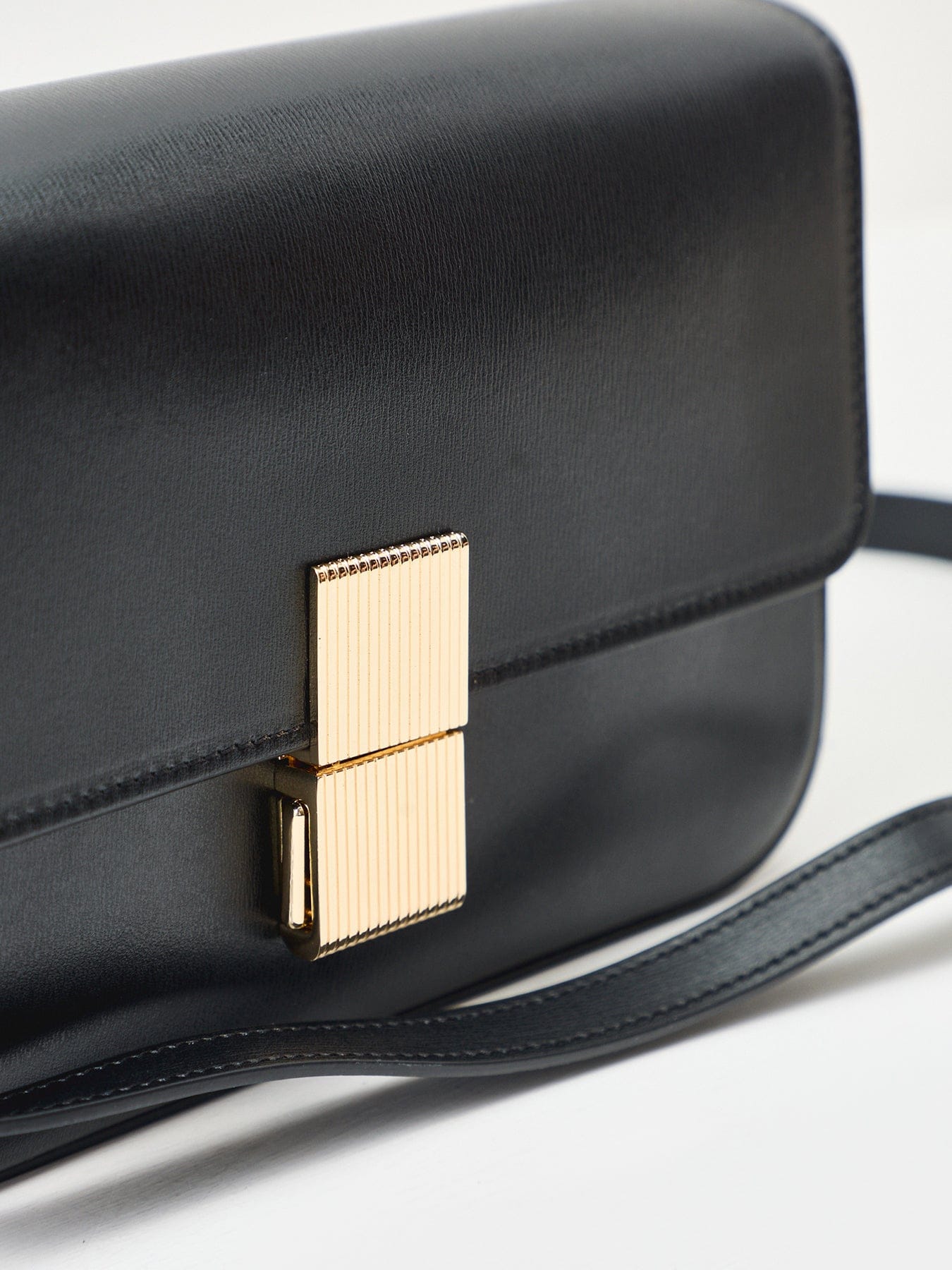 Apatchy London Flora Top Handle Leather Bag Black