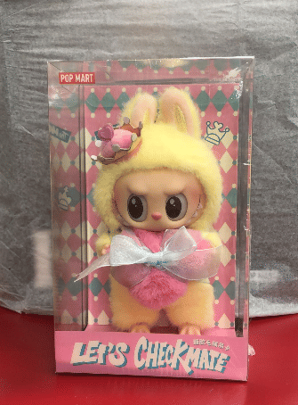 Rayray_cc Let's Checkmate Queen THE MONSTERS Labubu Plush Doll - POP MART