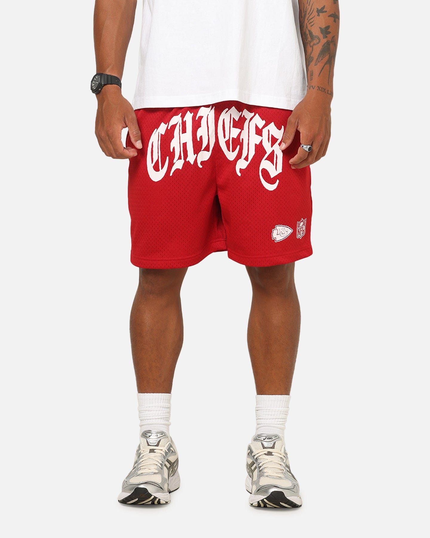 Mitchell & NESS Kansas City Chiefs Arch Script Shorts Red