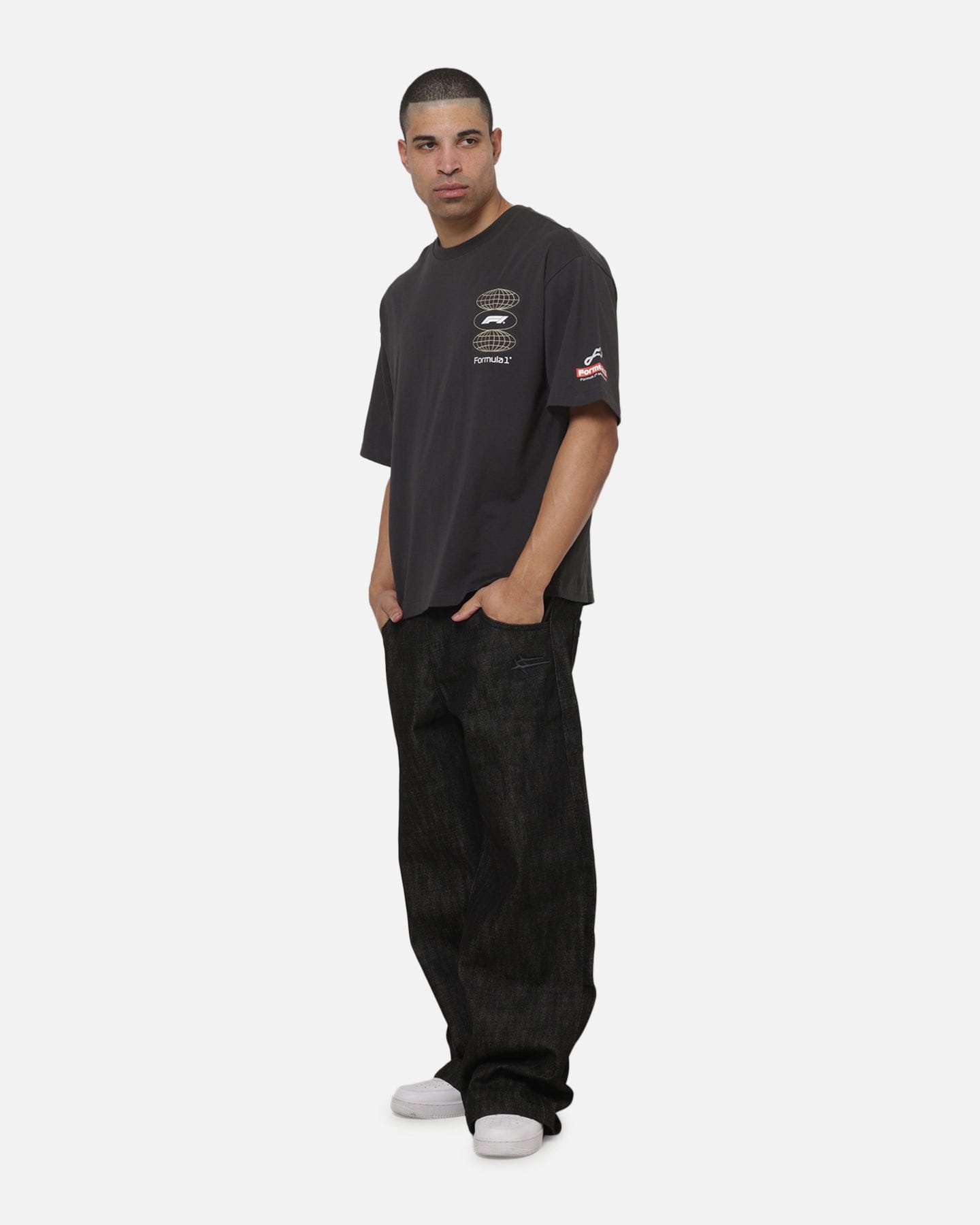 Mitchell & NESS Formula 1 Motorsport Box T - Shirt Washed Black