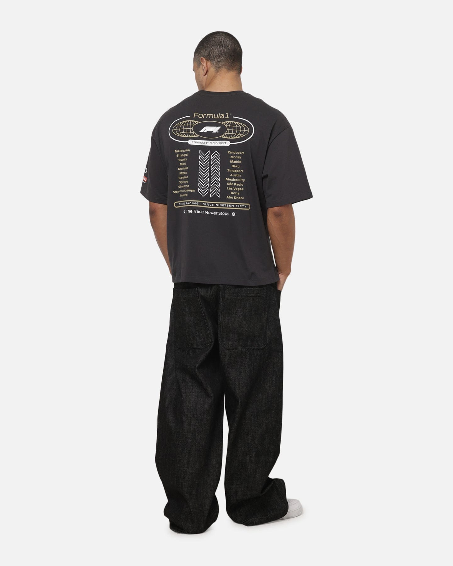 Mitchell & NESS Formula 1 Motorsport Box T - Shirt Washed Black