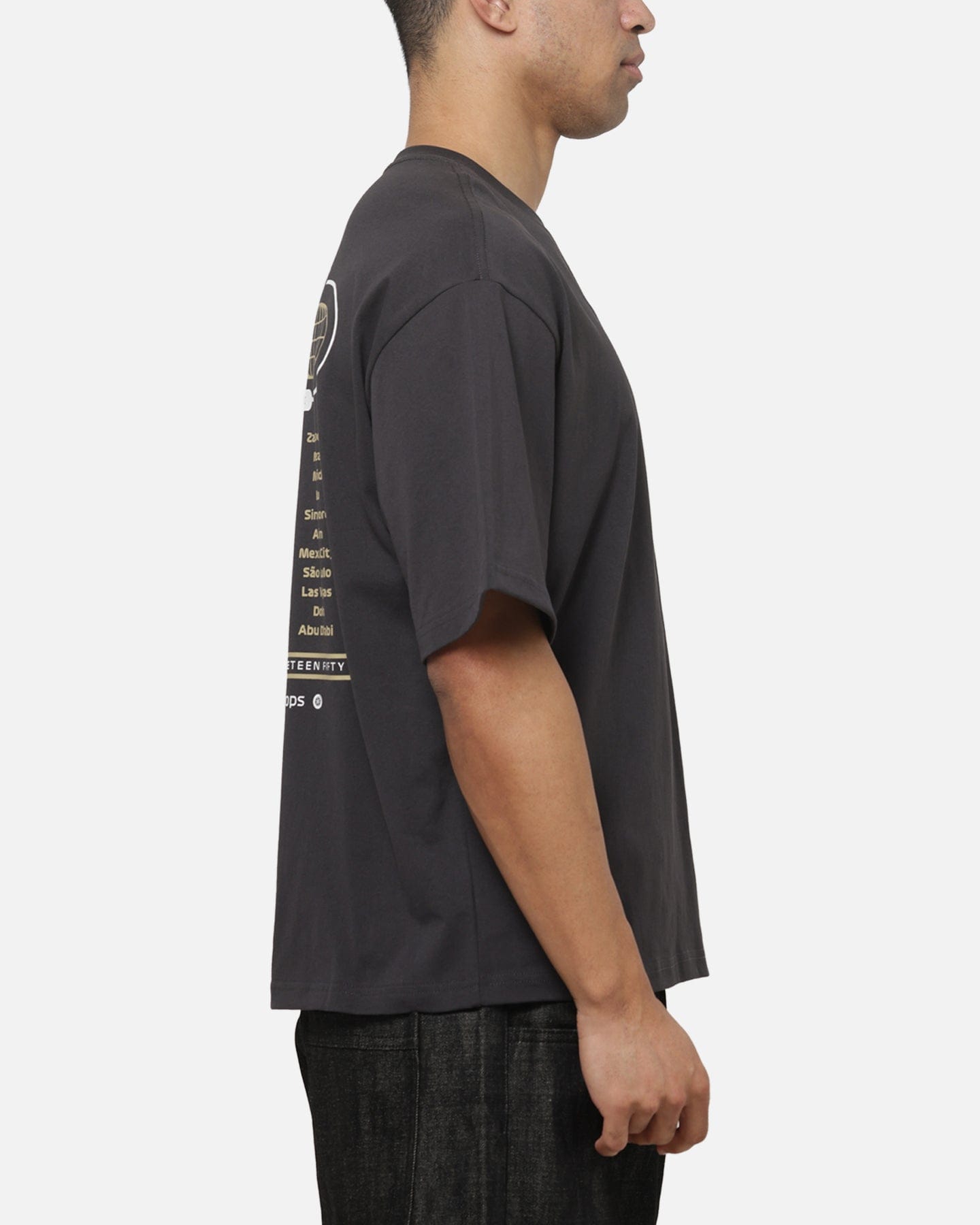 Mitchell & NESS Formula 1 Motorsport Box T - Shirt Washed Black
