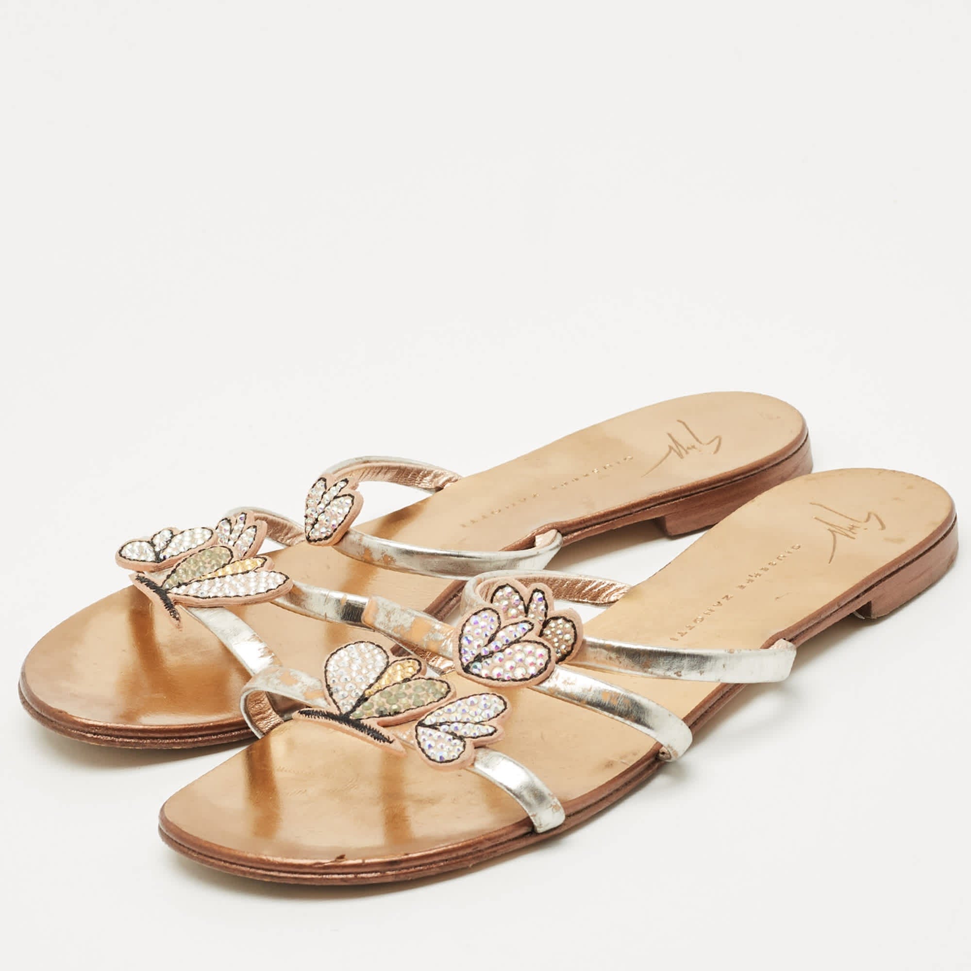 Giuseppe Zanotti Silver Leather Crystal Embellished Flat Slides