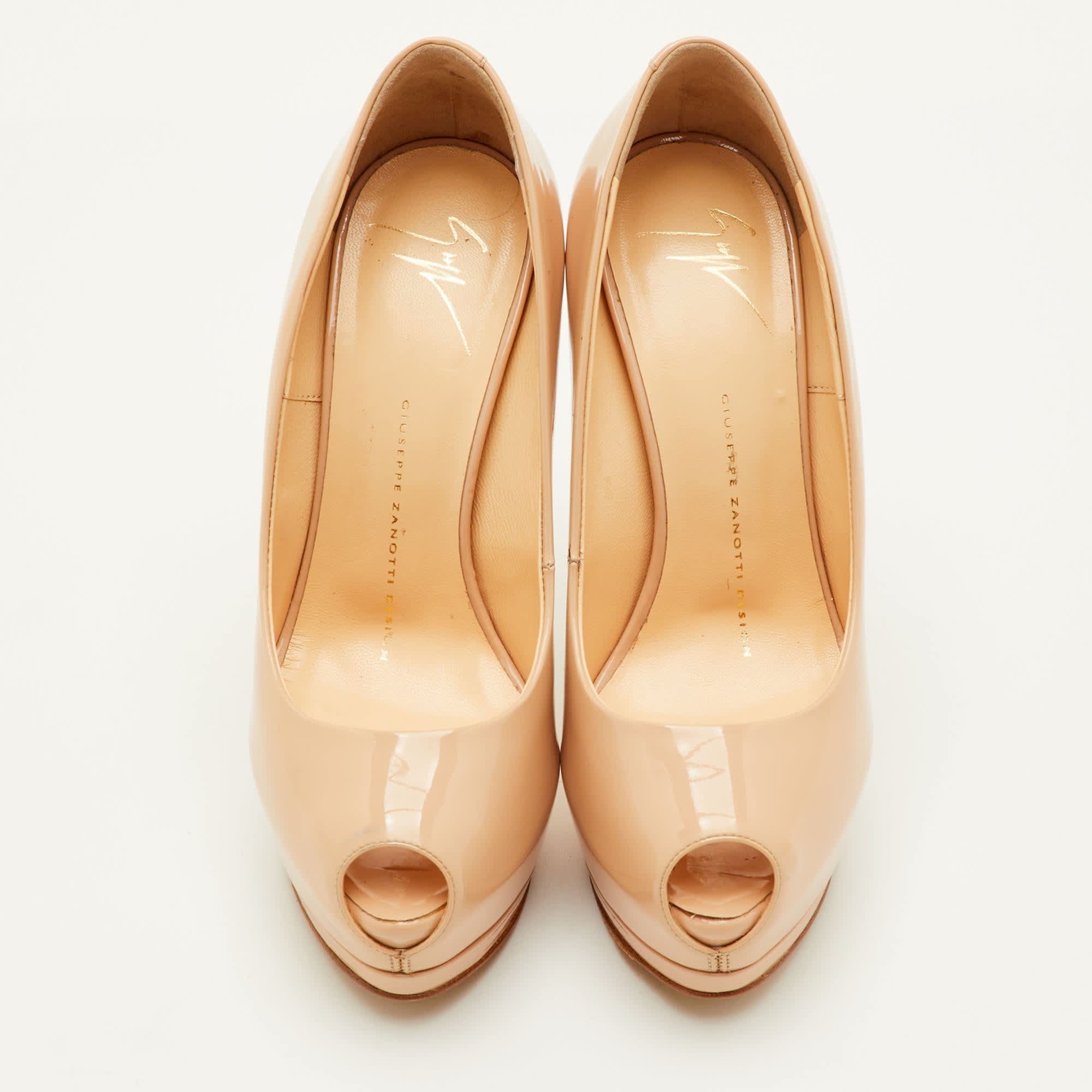 Giuseppe Zanotti Sharon