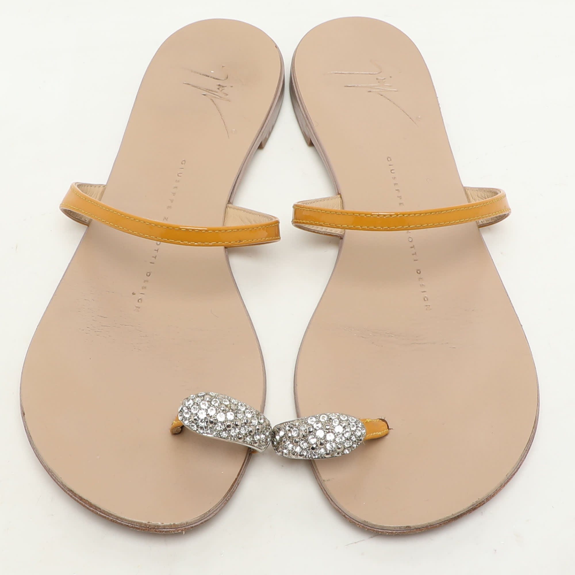 Giuseppe Zanotti Yellow Patent Leather Crystal Embellished Toe Ring Flat Sandals
