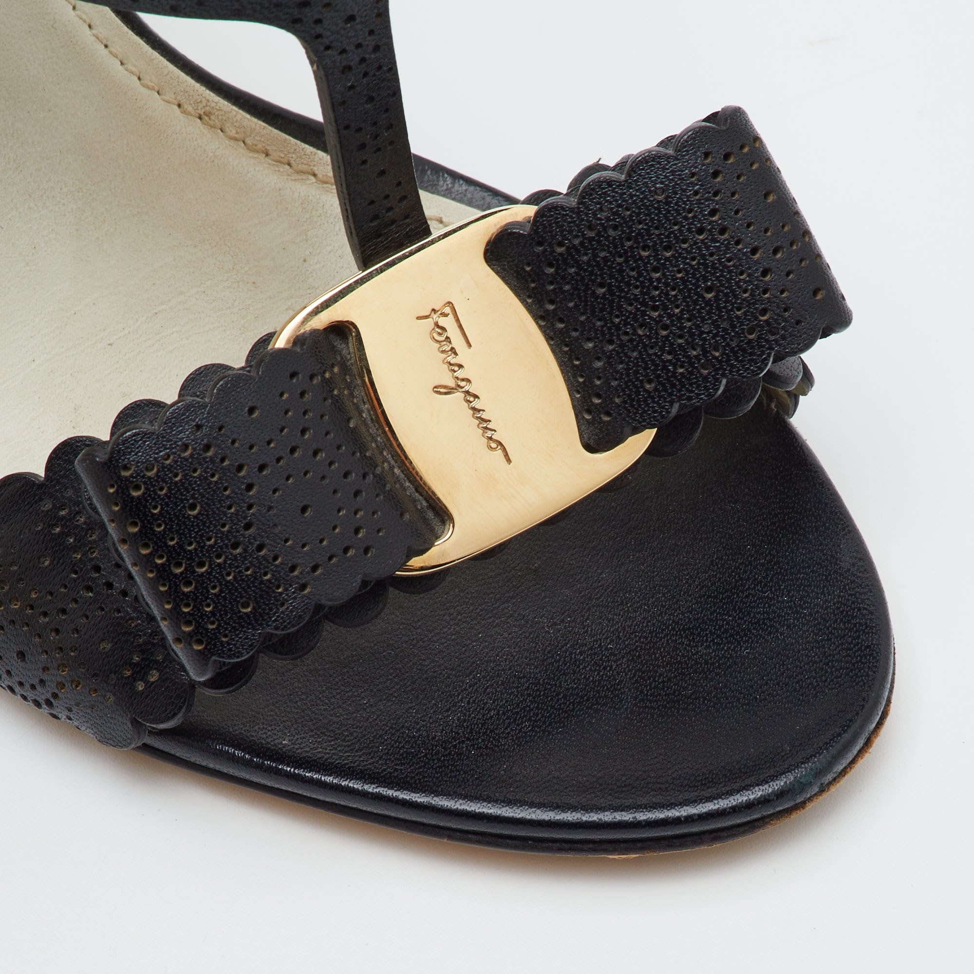 Salvatore Ferragamo Pellas