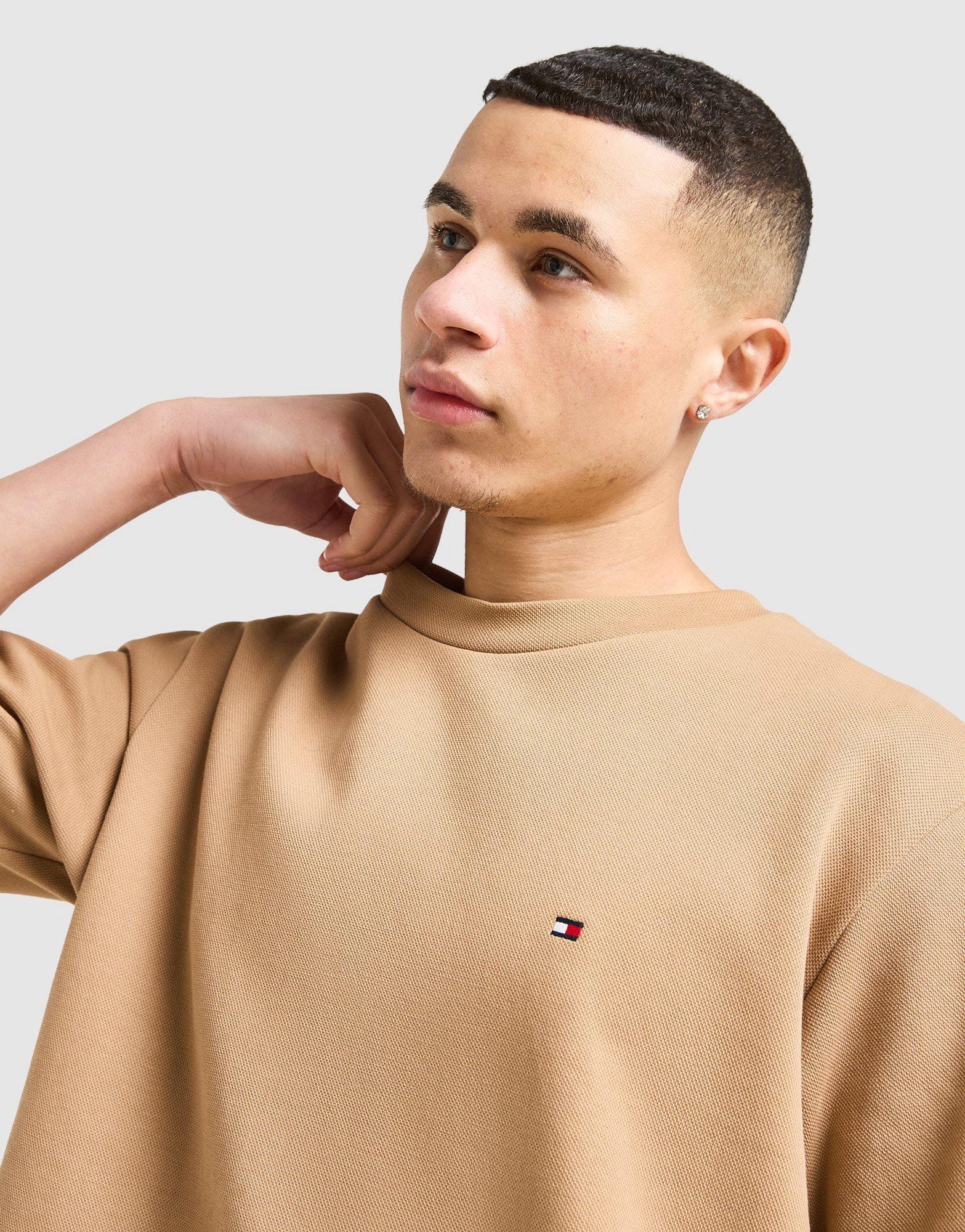 Tommy Hilfiger Small Logo T - Shirt