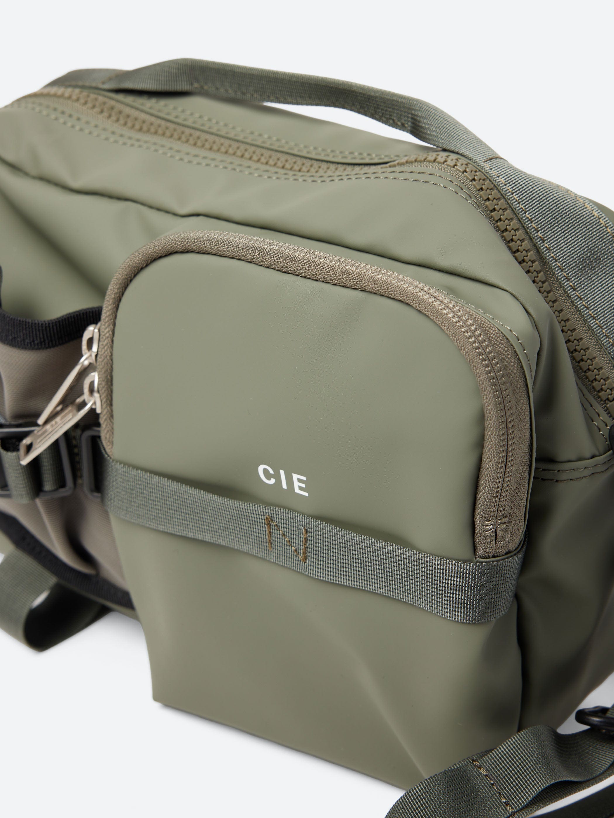 CIE Grid3 Shoulder Bag - 03 (M)