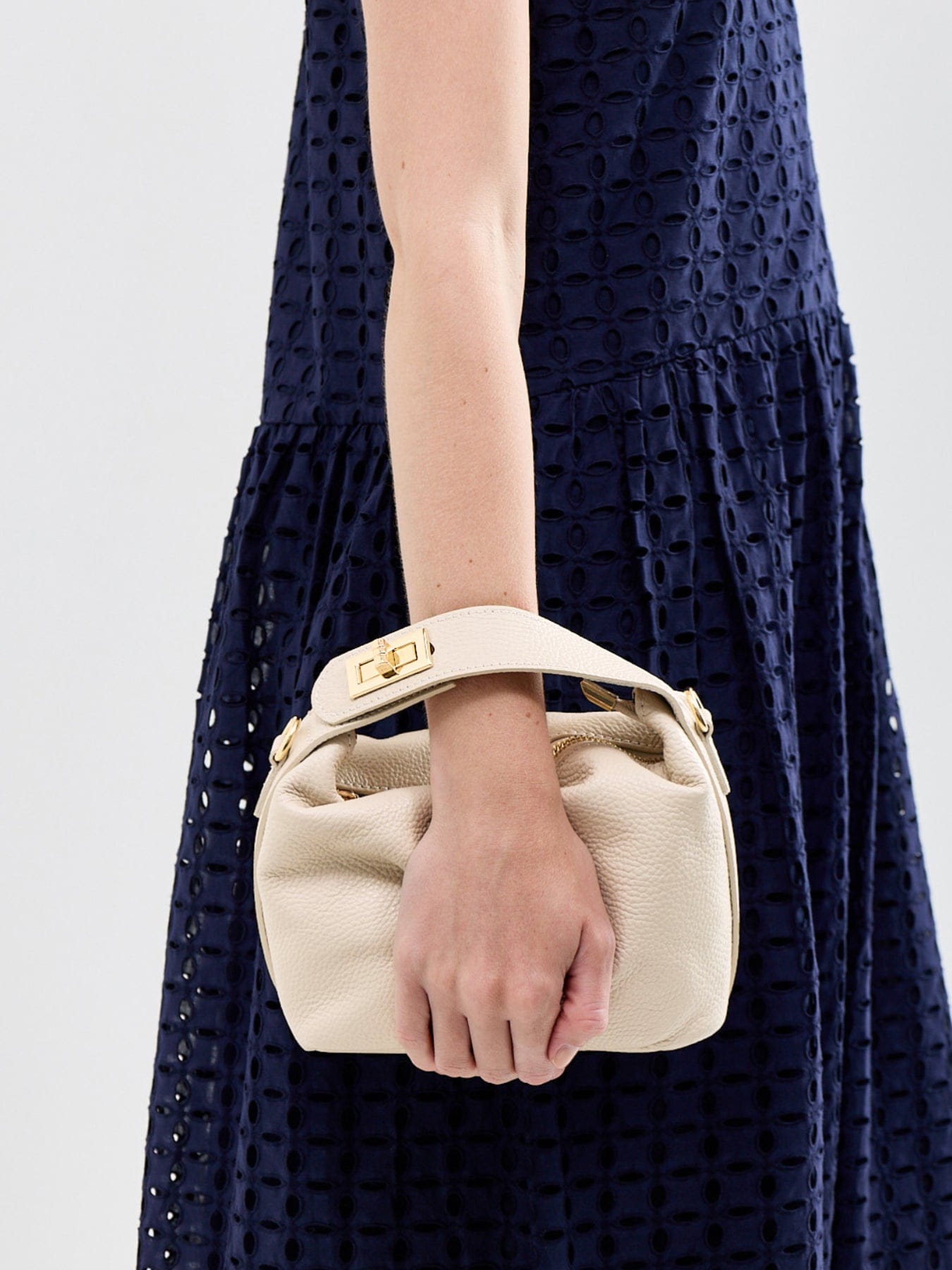 Marlon Bauletto Saza Shoulder Bag Cream