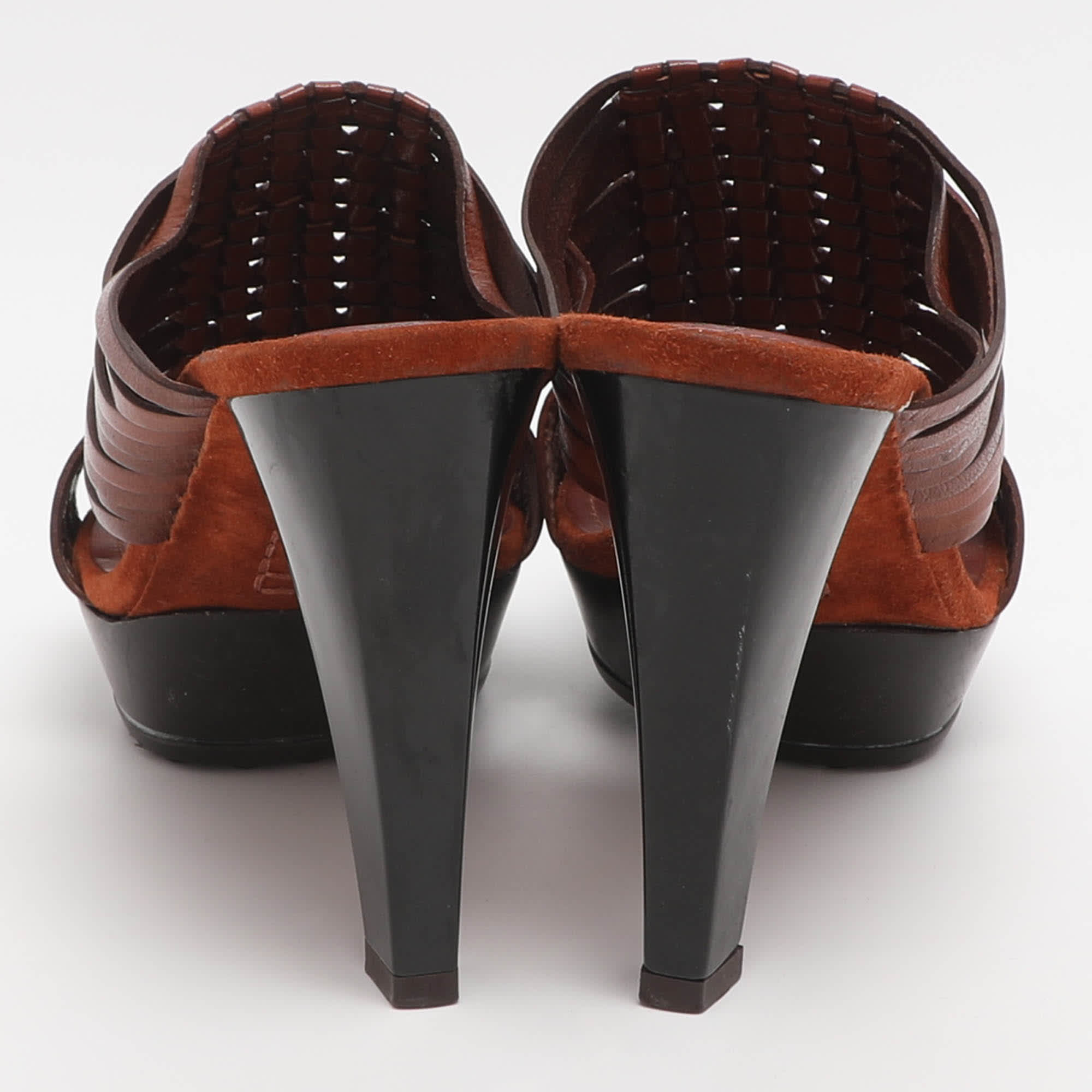 Tod's Size 37.5 Brown Leather Strappy Sandals
