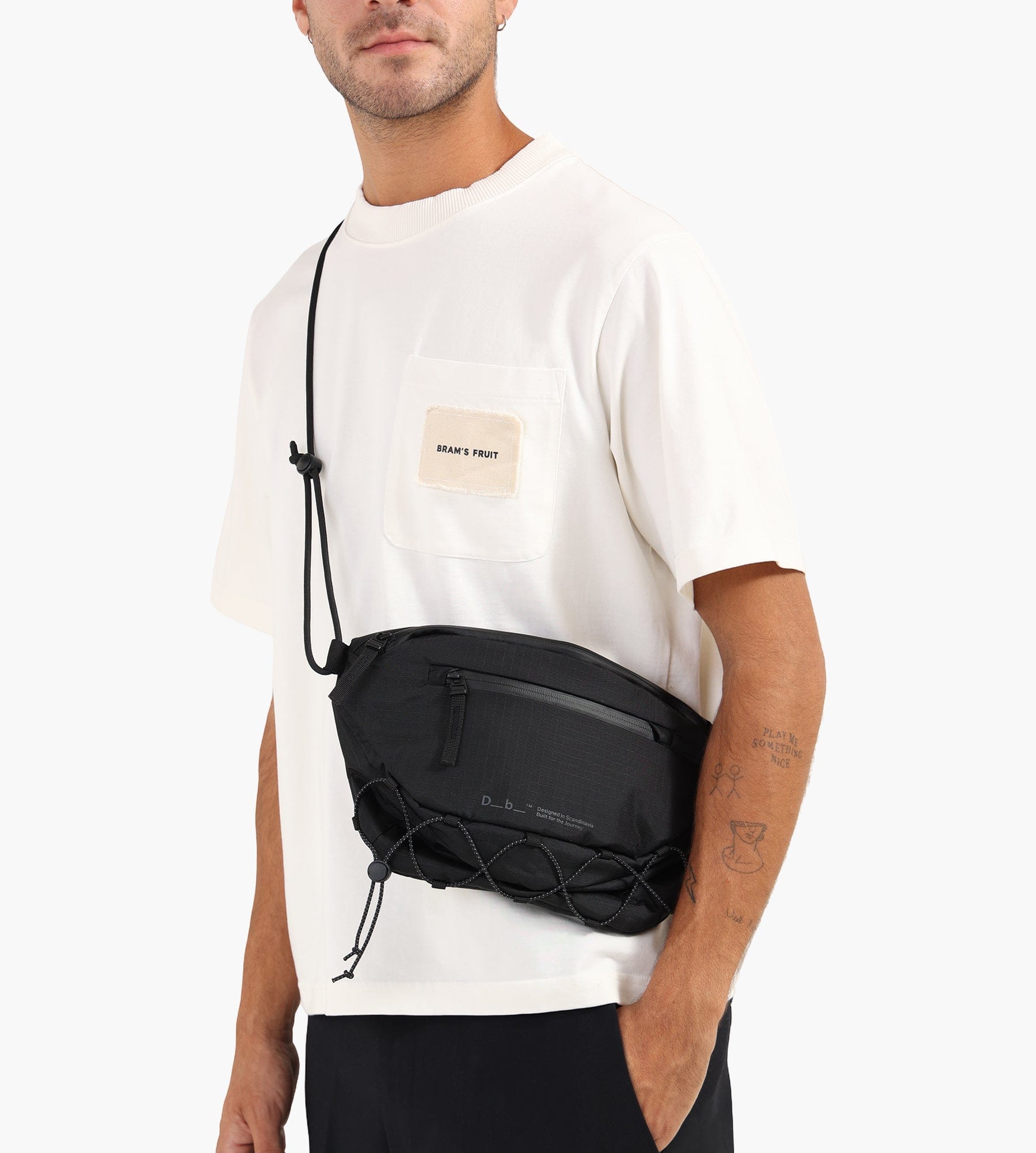 D__b__™ Roamer Pro Sling Bag 6 l Black