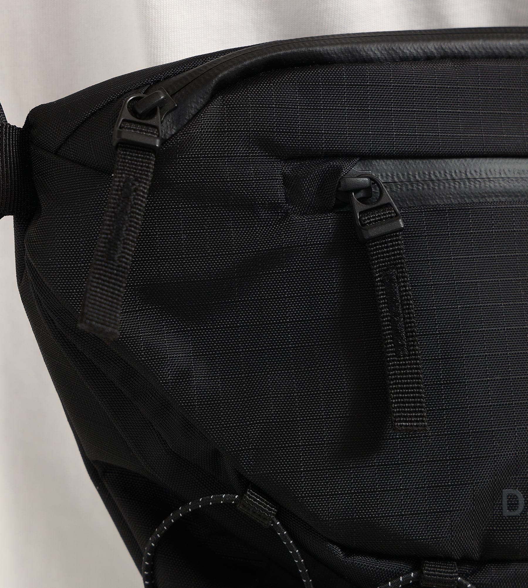 D__b__™ Roamer Pro Sling Bag 6 l Black