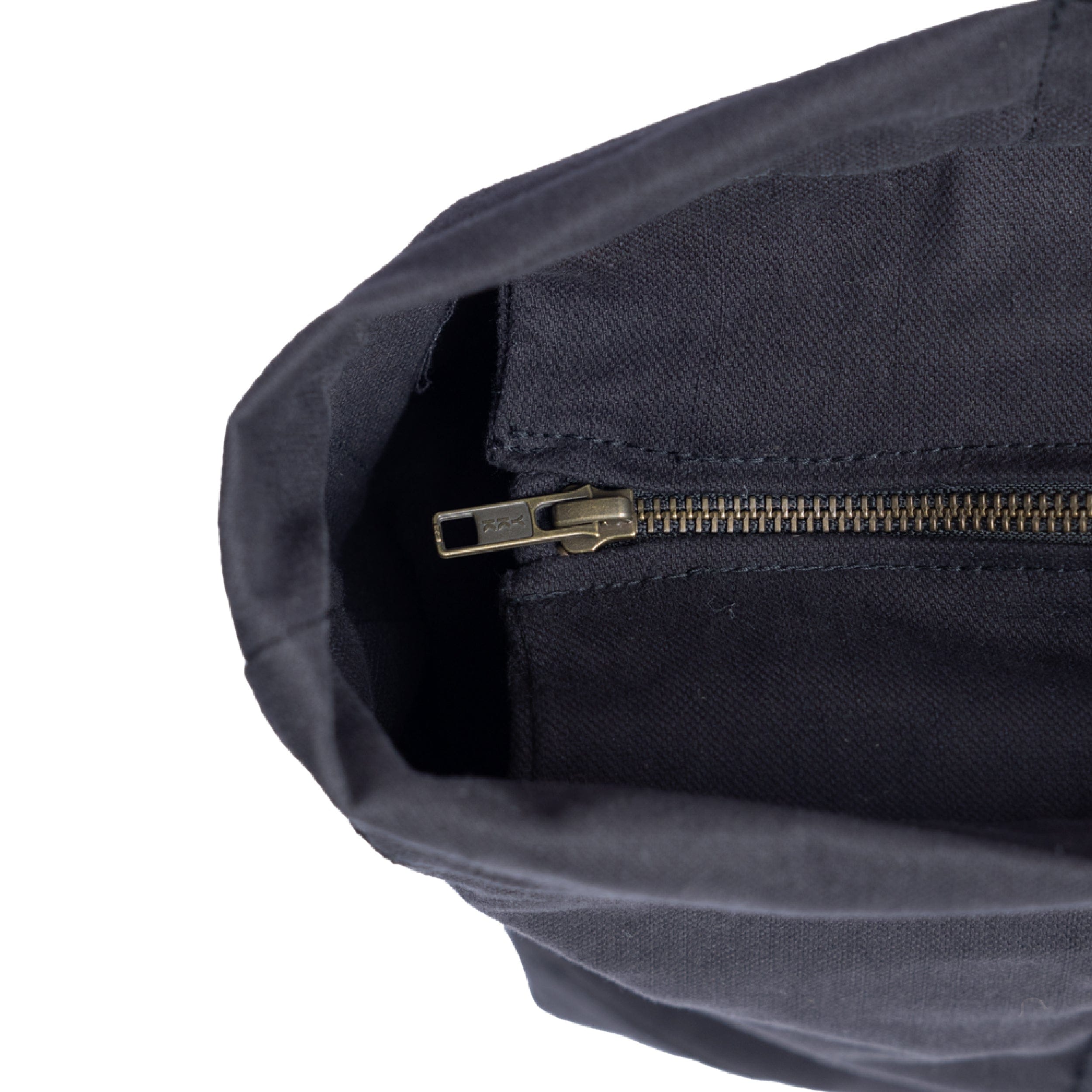 Politeunivers Anak Surf Bali Lightweight Totebag - Black/White